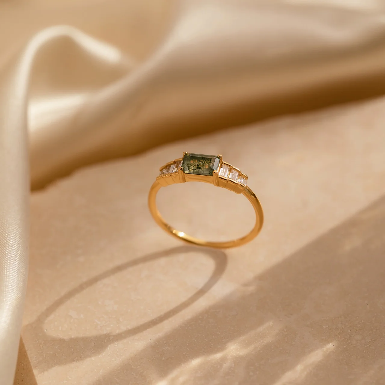 Agate Statement Ring in 18K Gold - Image 8