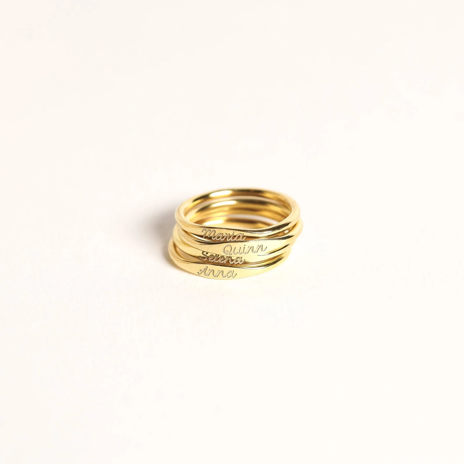 Ann Skinny Name Ring in 18K Gold - Image 6
