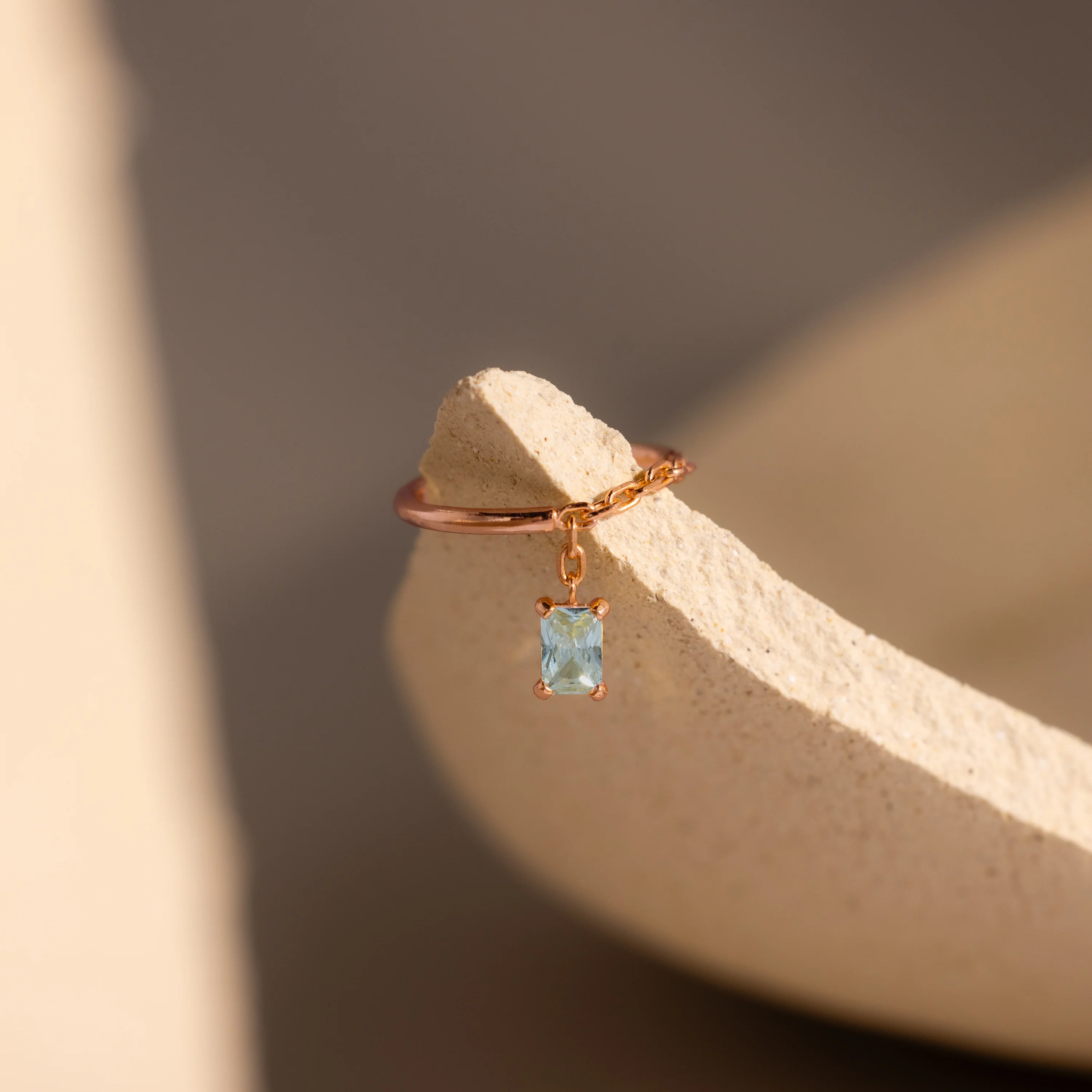 Aquamarine Drop Chain Ring - Image 5
