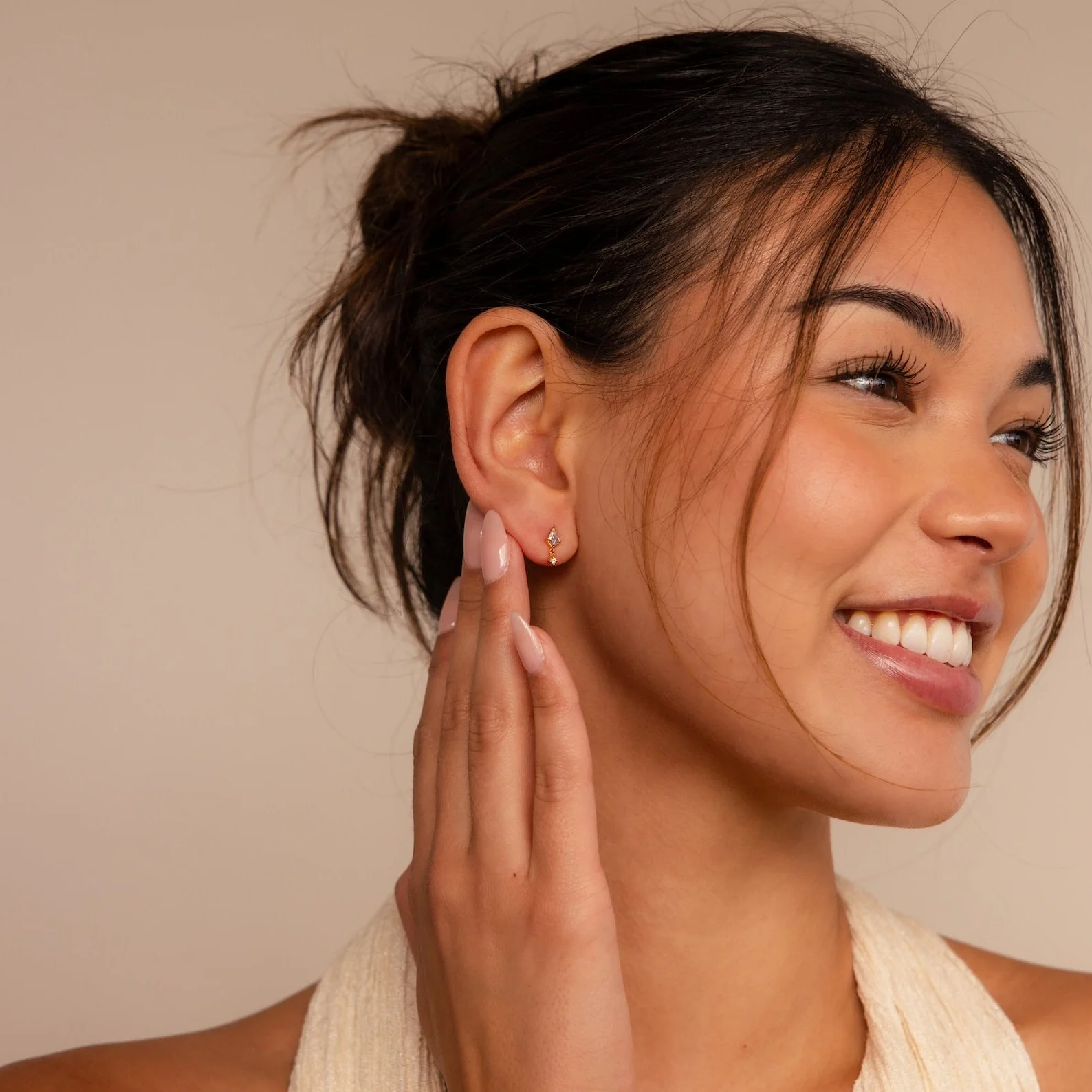 Aquamarine Kite Drop Earrings - Image 8