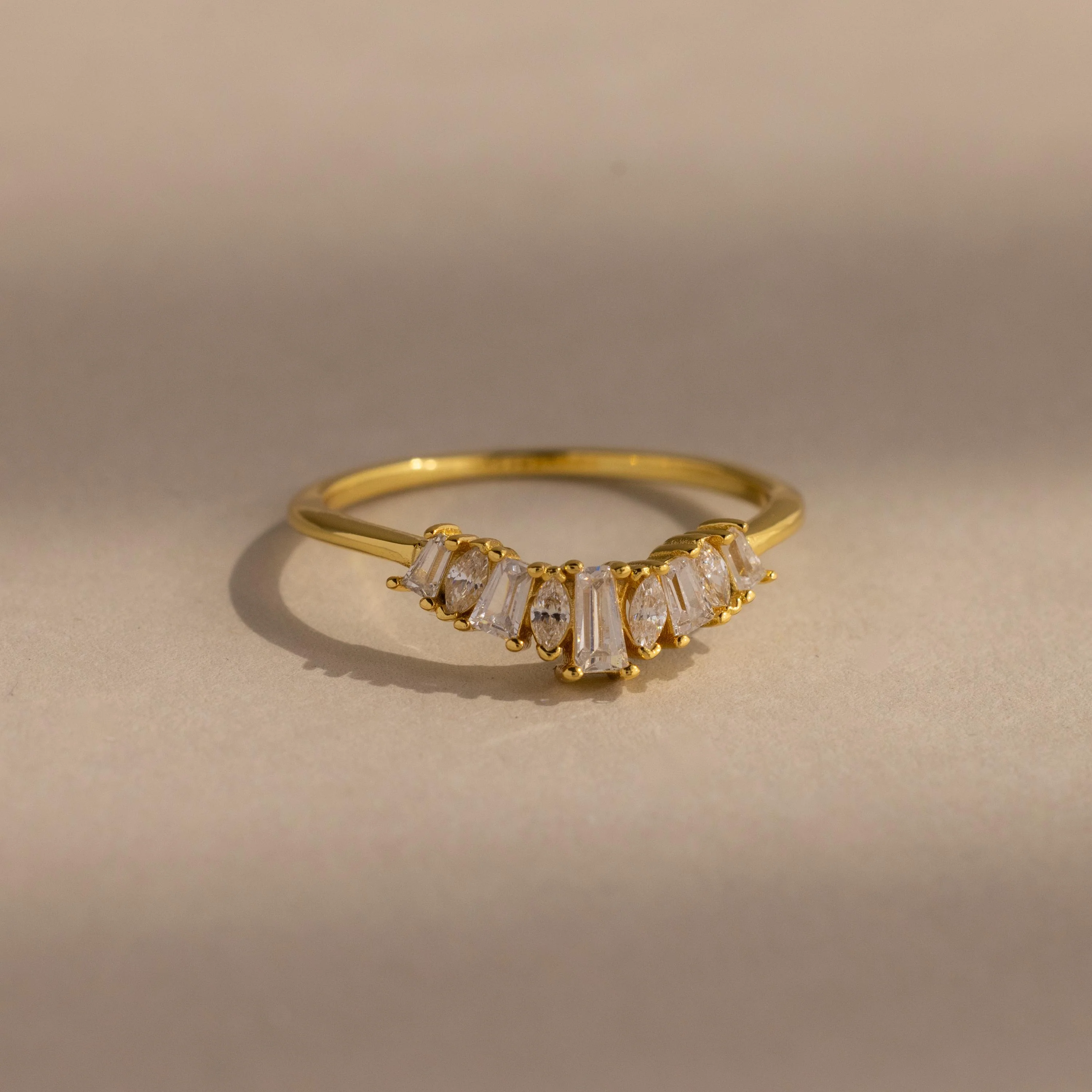 Art Deco Curve Diamond Ring