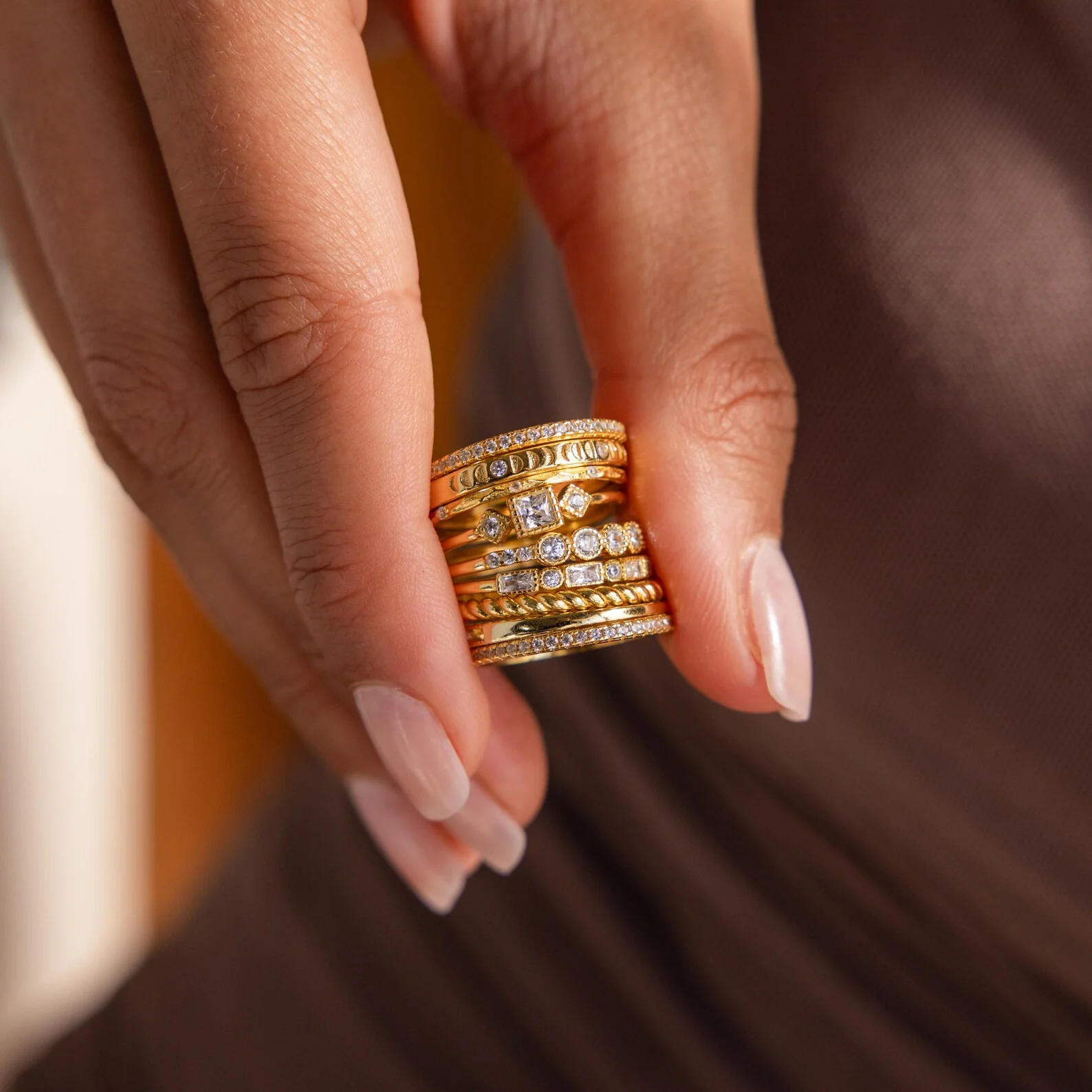 Art Deco Diamond Ring Set in 18K Gold - Image 7