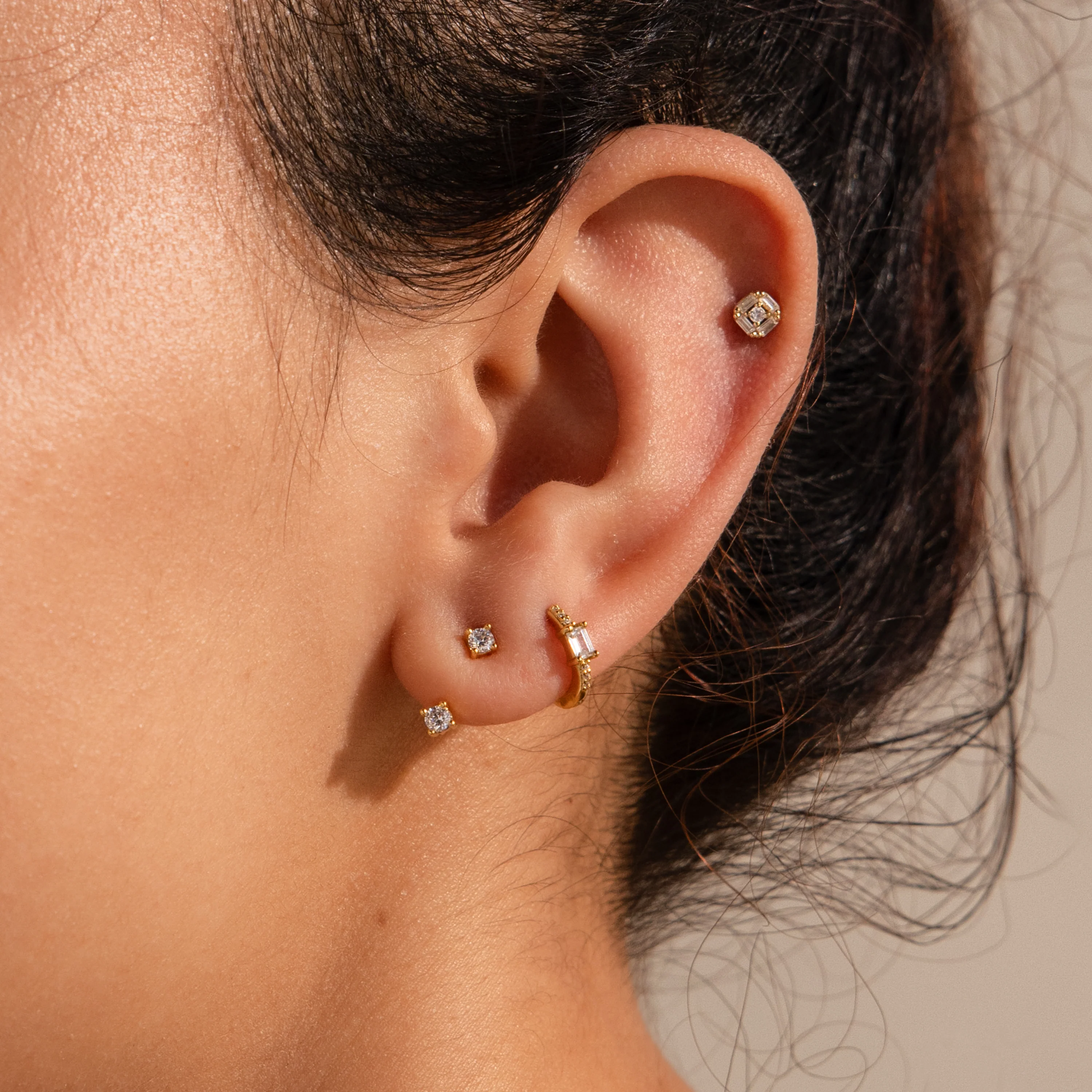 Art Deco Flatback Studs in 18K Gold - Image 6