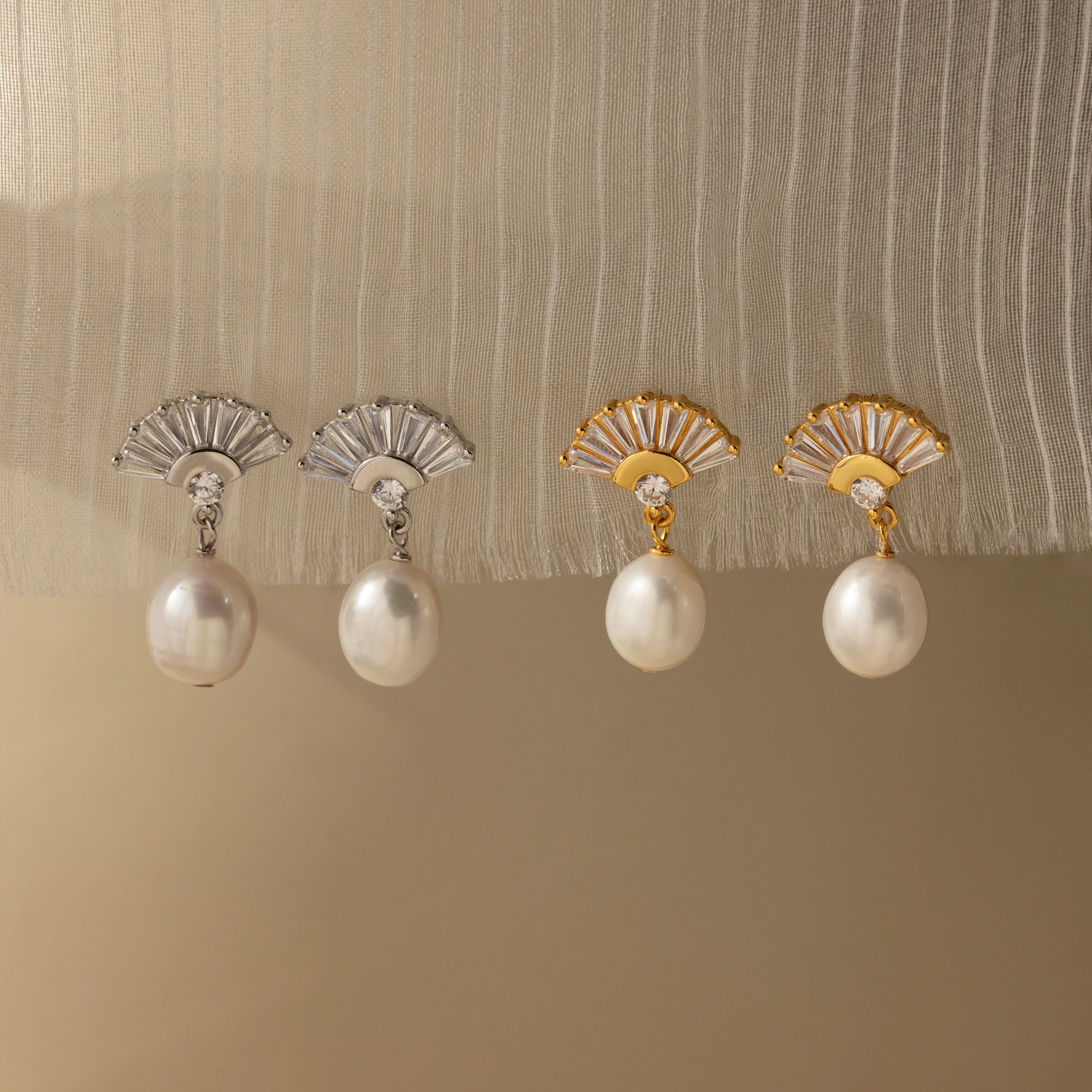 Art Deco Pearl Drop Earrings - Image 3