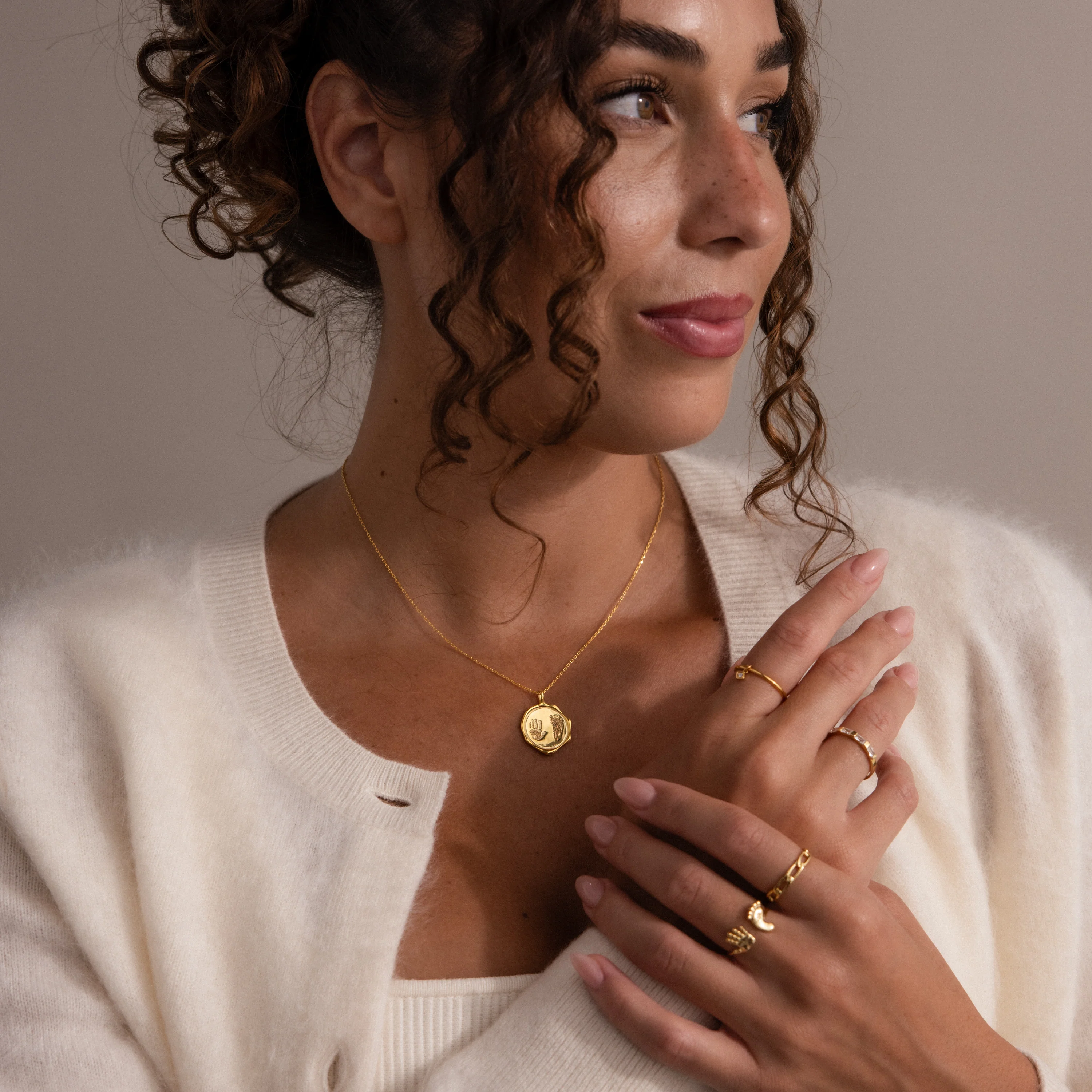 Baby Hand & Footprint Necklace in 18K Gold - Image 6