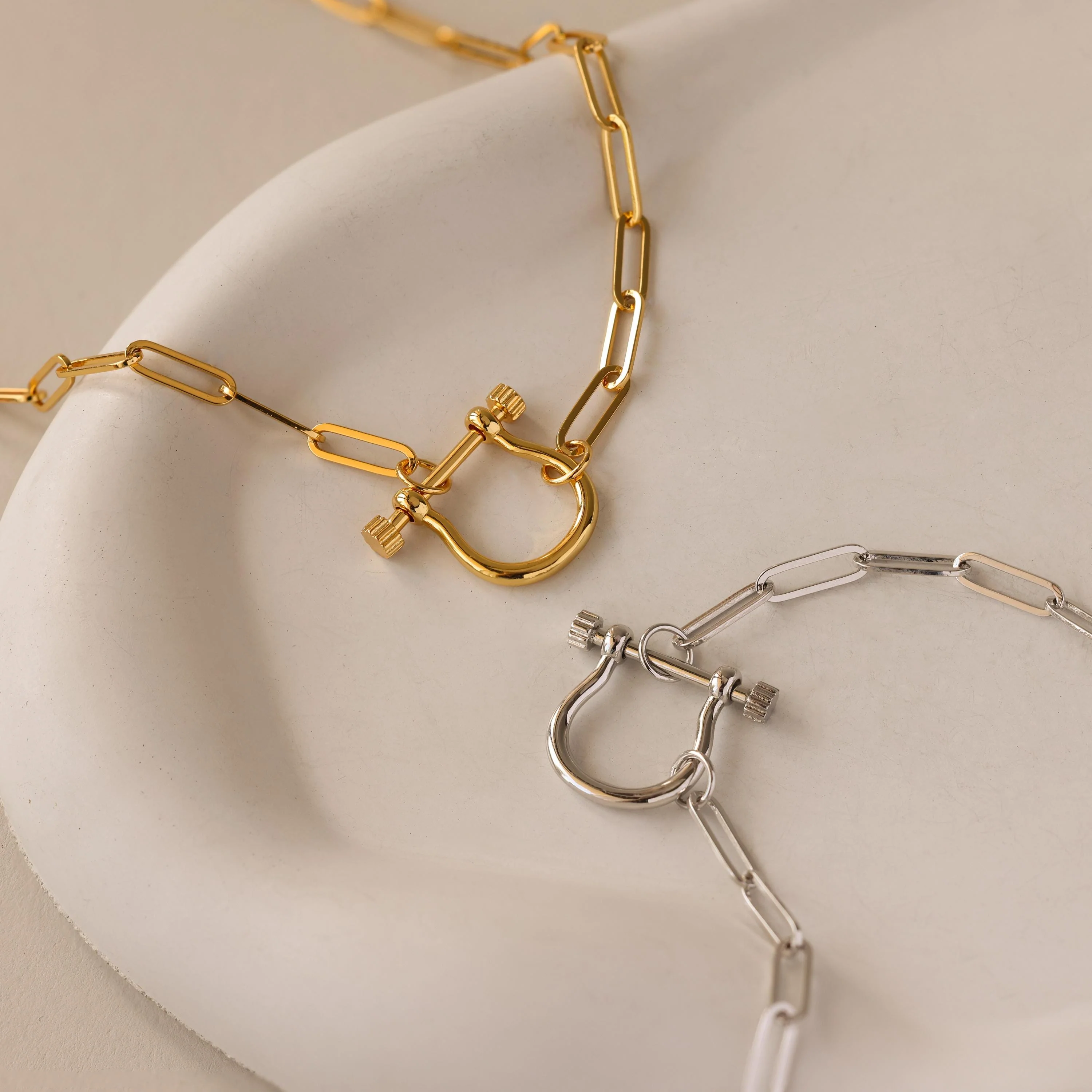 Bar & Carabiner Charm Set in 18K Gold - Image 6
