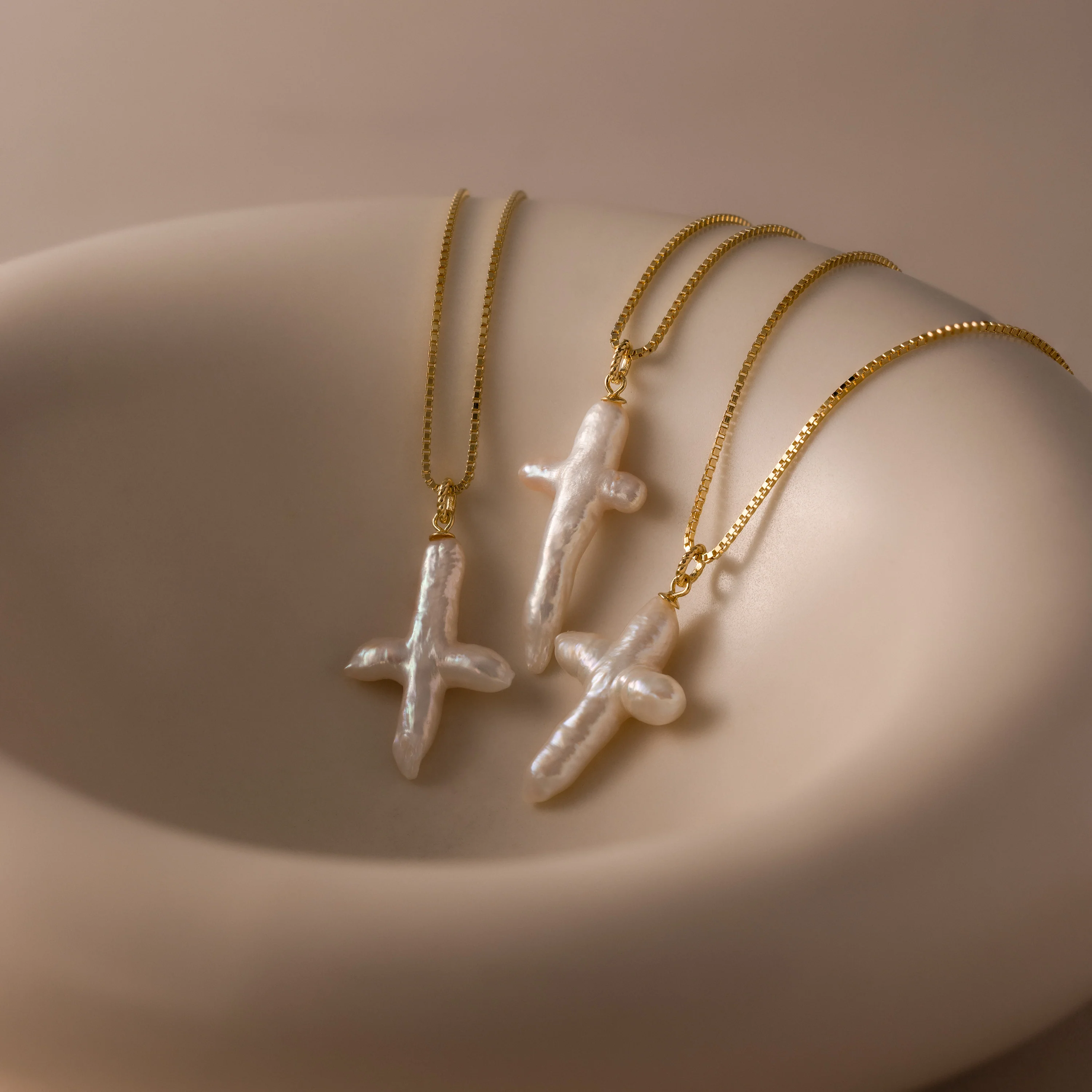 Baroque Pearl Cross Necklace in 18K Gold - Image 7