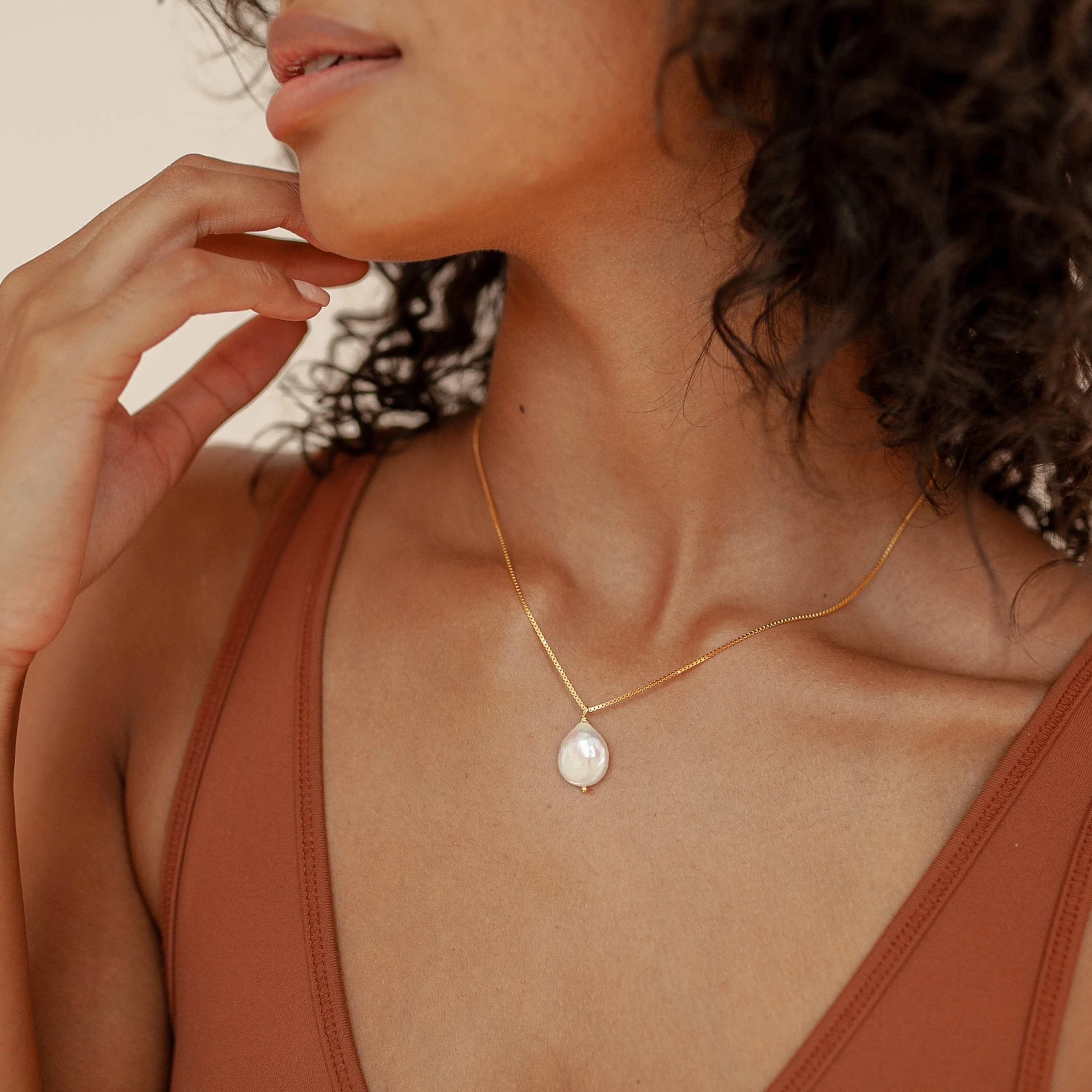 Sadie Pearl Necklace - Image 4