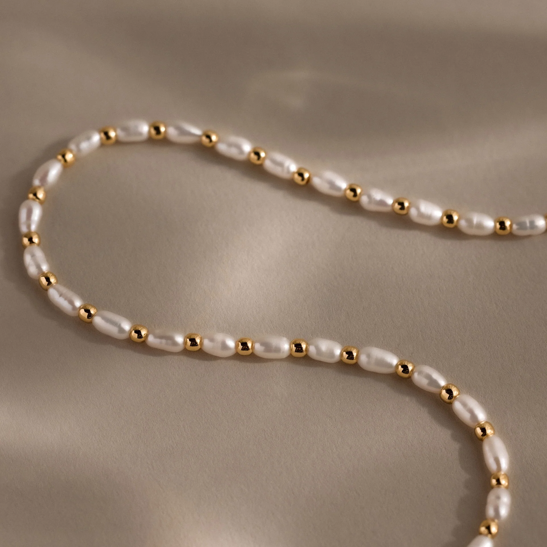 Beaded Pearl Necklace in 18K Gold - Image 5
