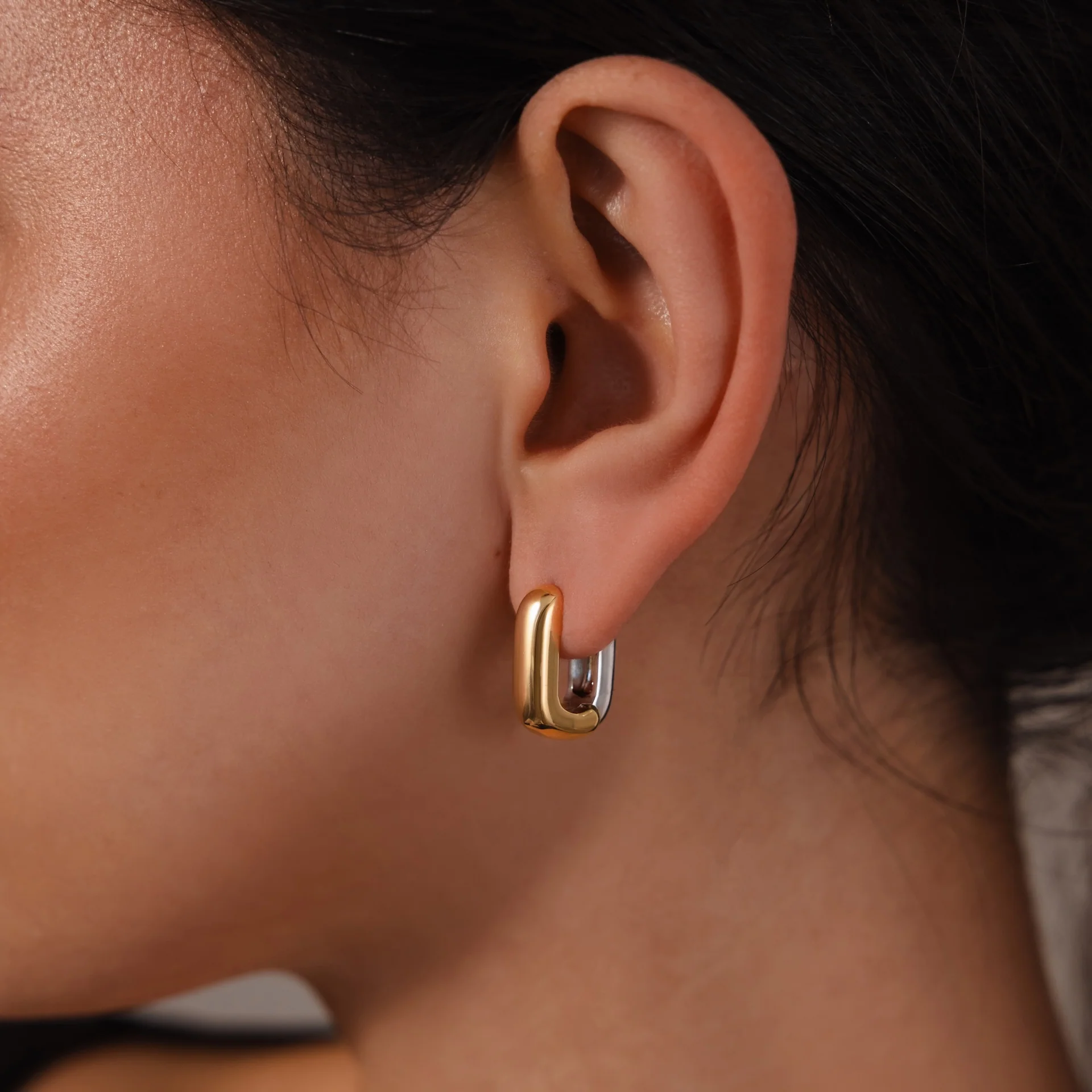 Bold Link Hoops in Mixed Metal - Image 2
