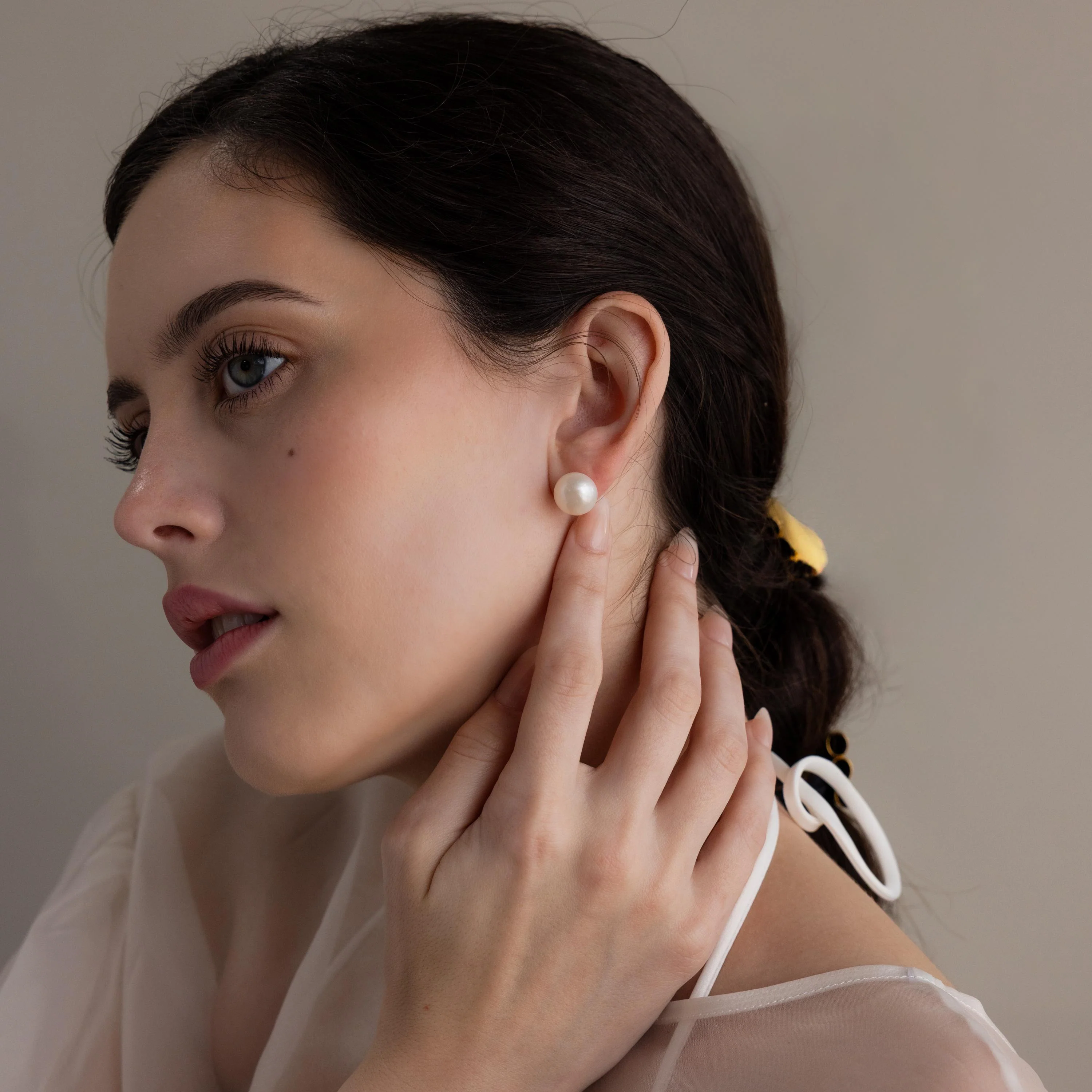 Bold Pearl Studs - Image 8