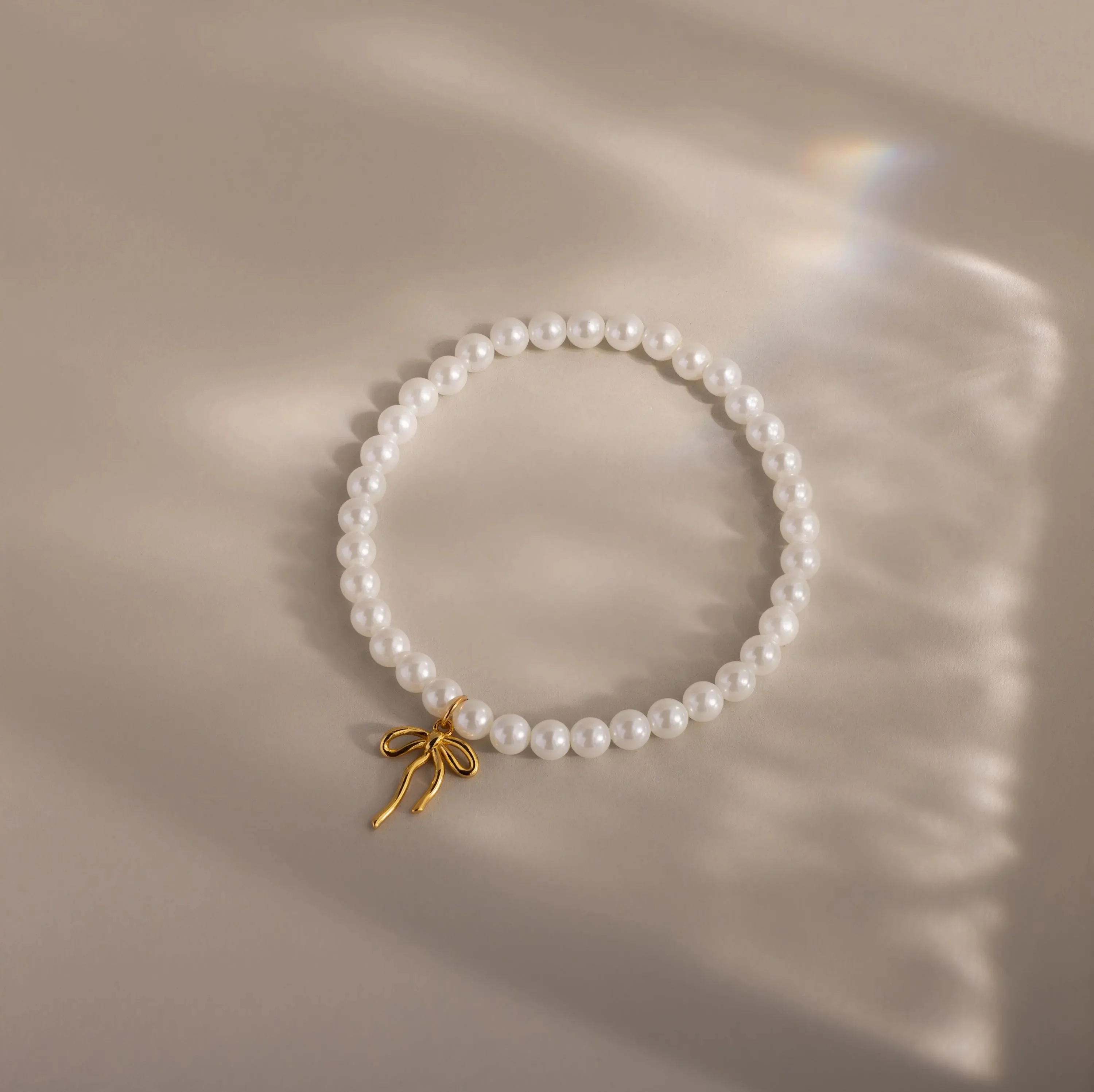 Bow Pearl Bracelet in 18K Gold