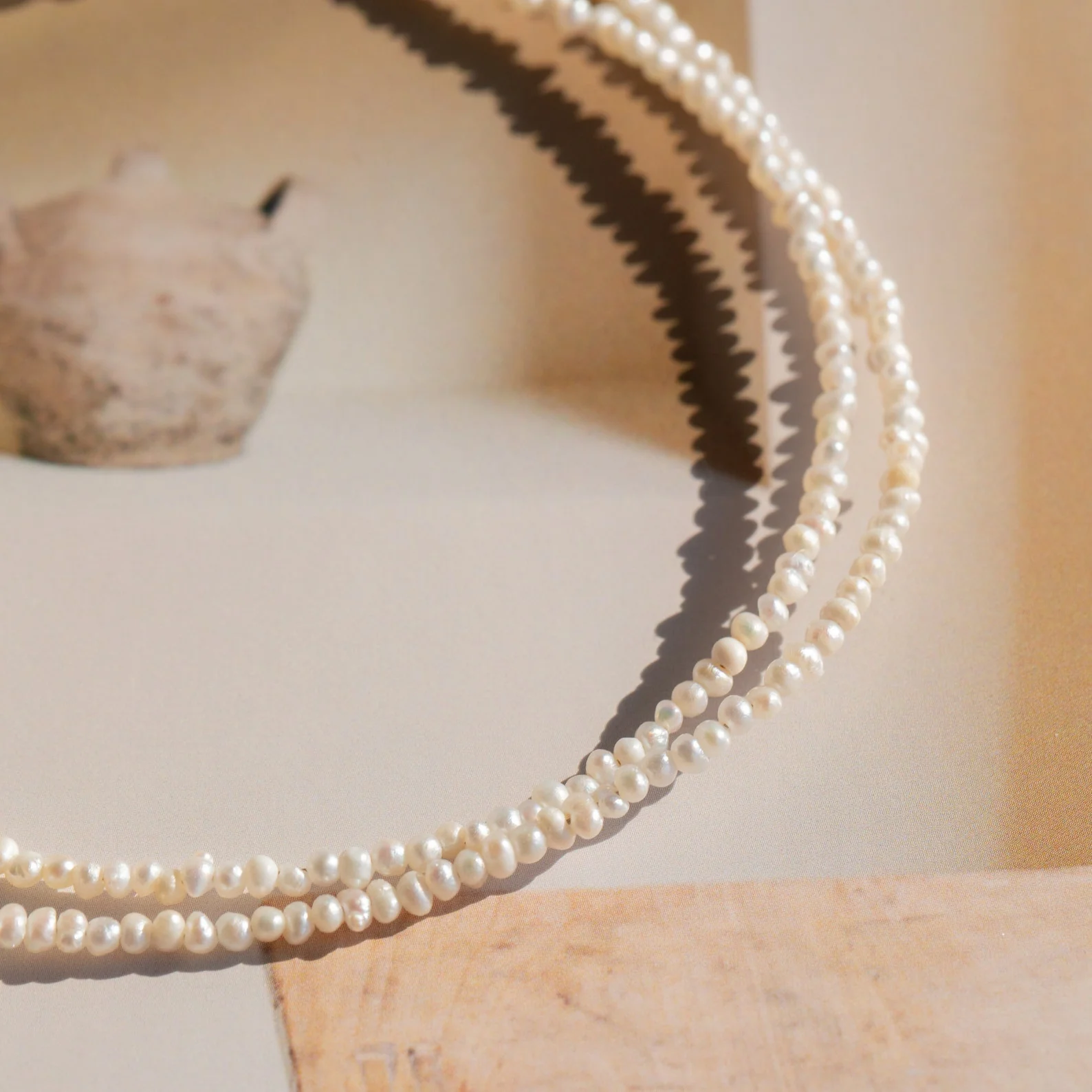 Brinley Pearl Anklet in Silver - Image 3