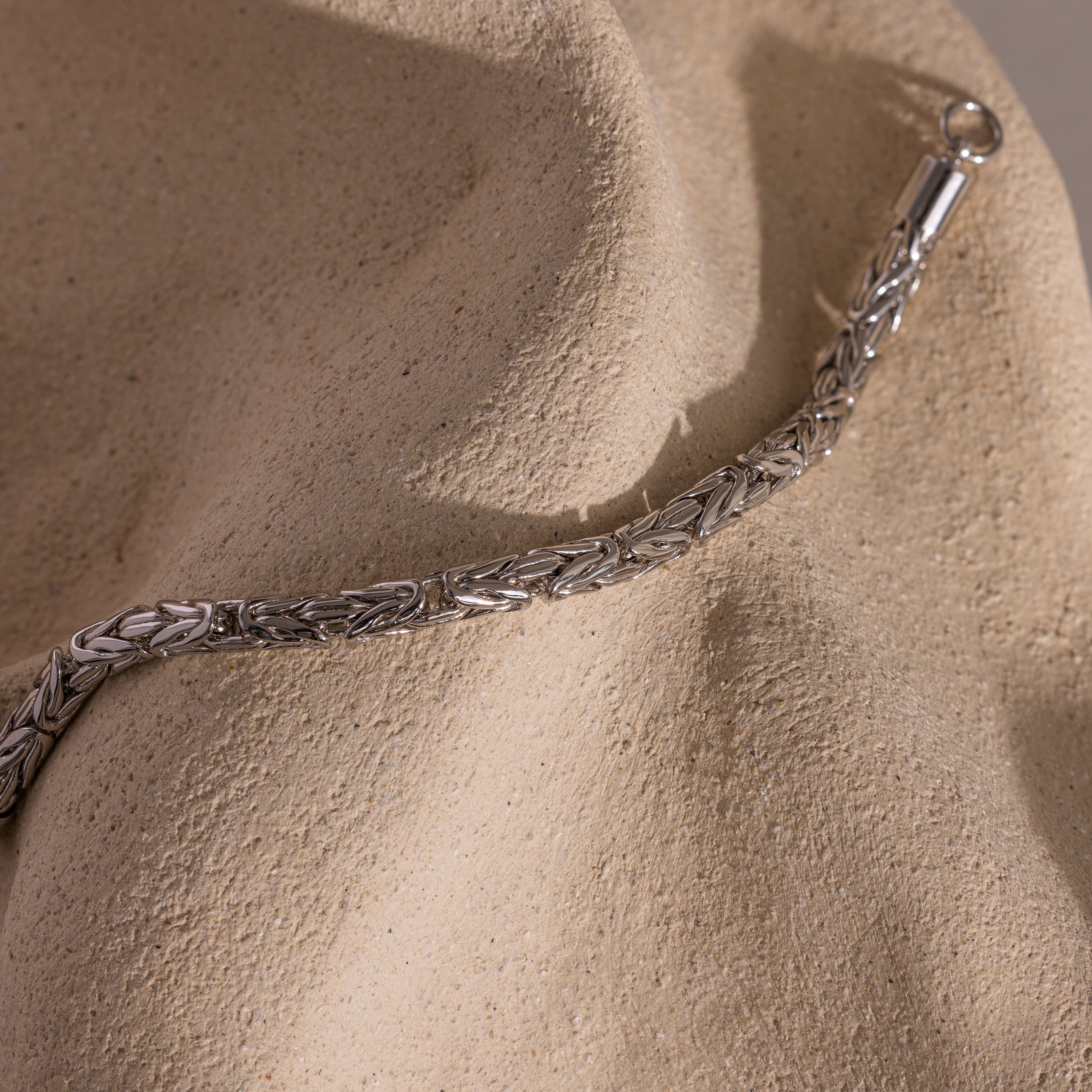 Byzantine Link Bracelet in Silver - Image 5