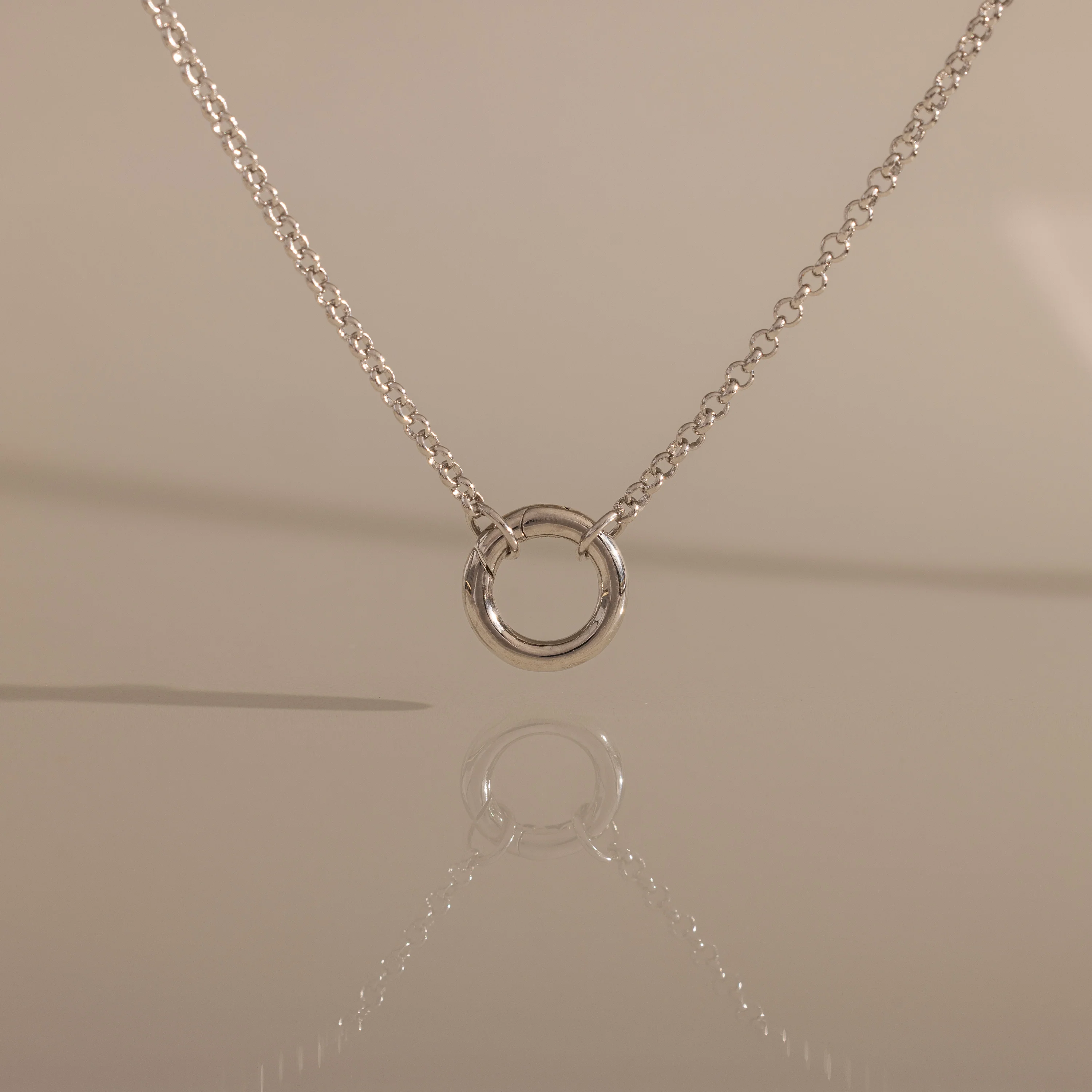 Cable Circle Charm Necklace in Silver - Image 3