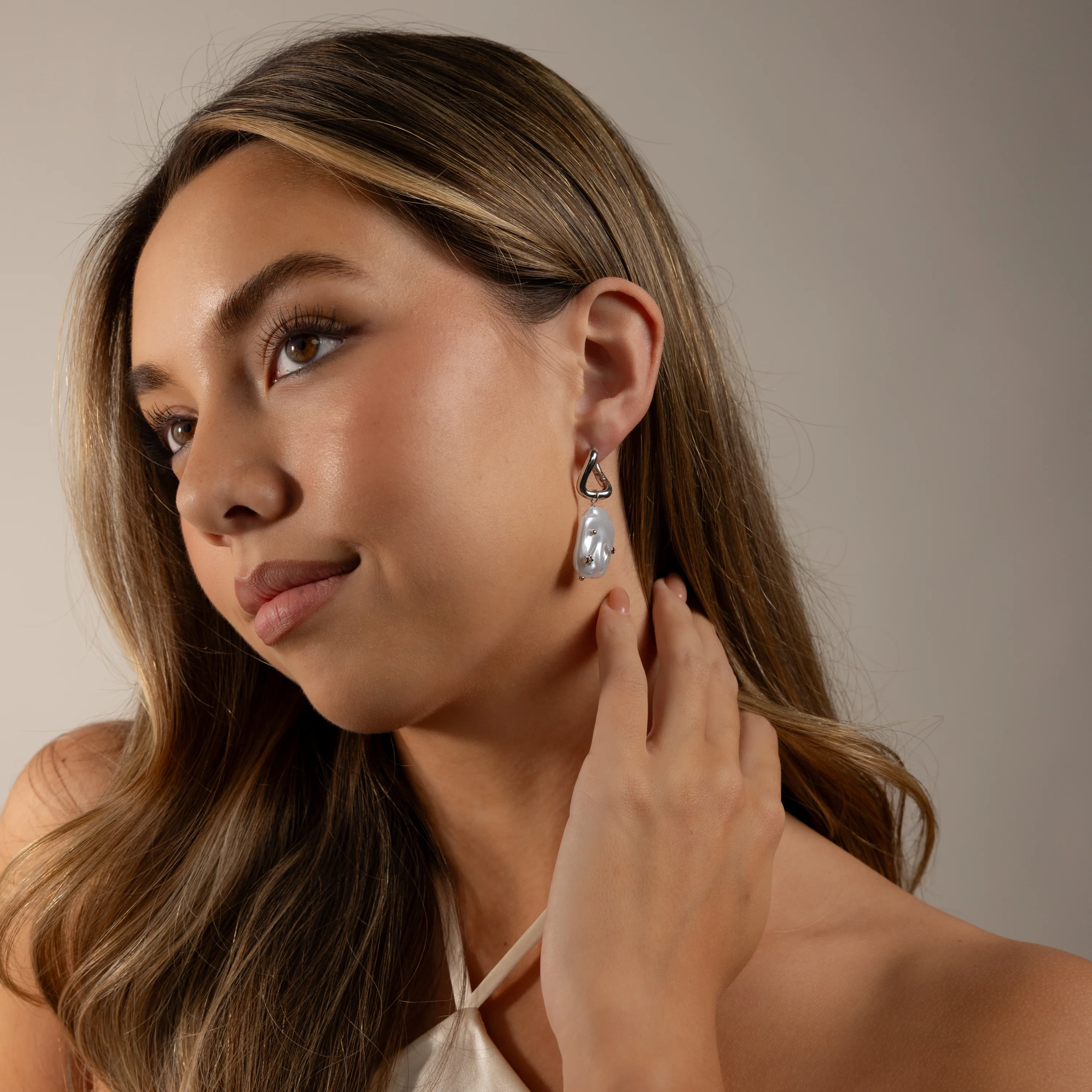 Celestial Baroque Pearl Charm Hoops in Silver - Image 6
