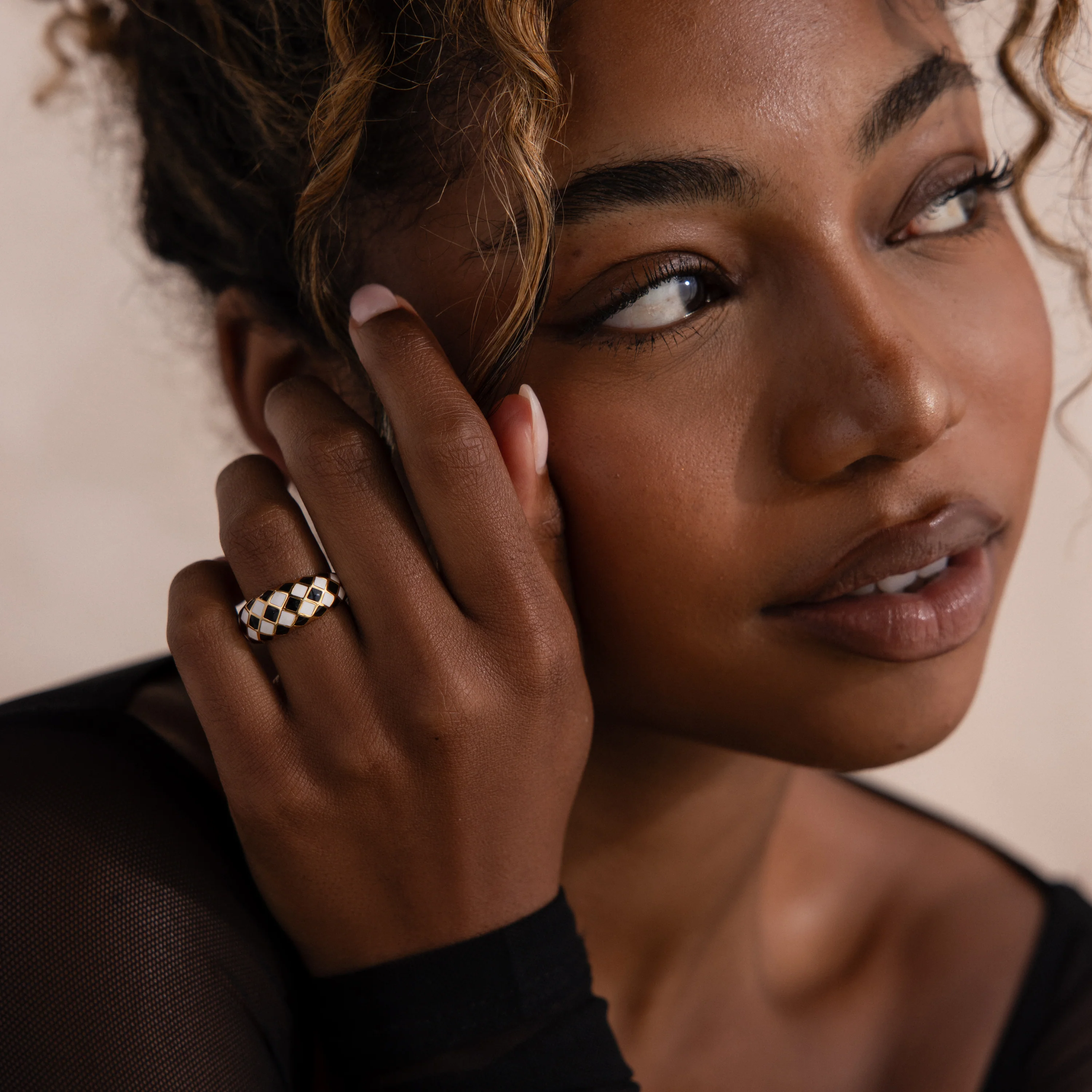 Checkered Dome Ring - Image 4