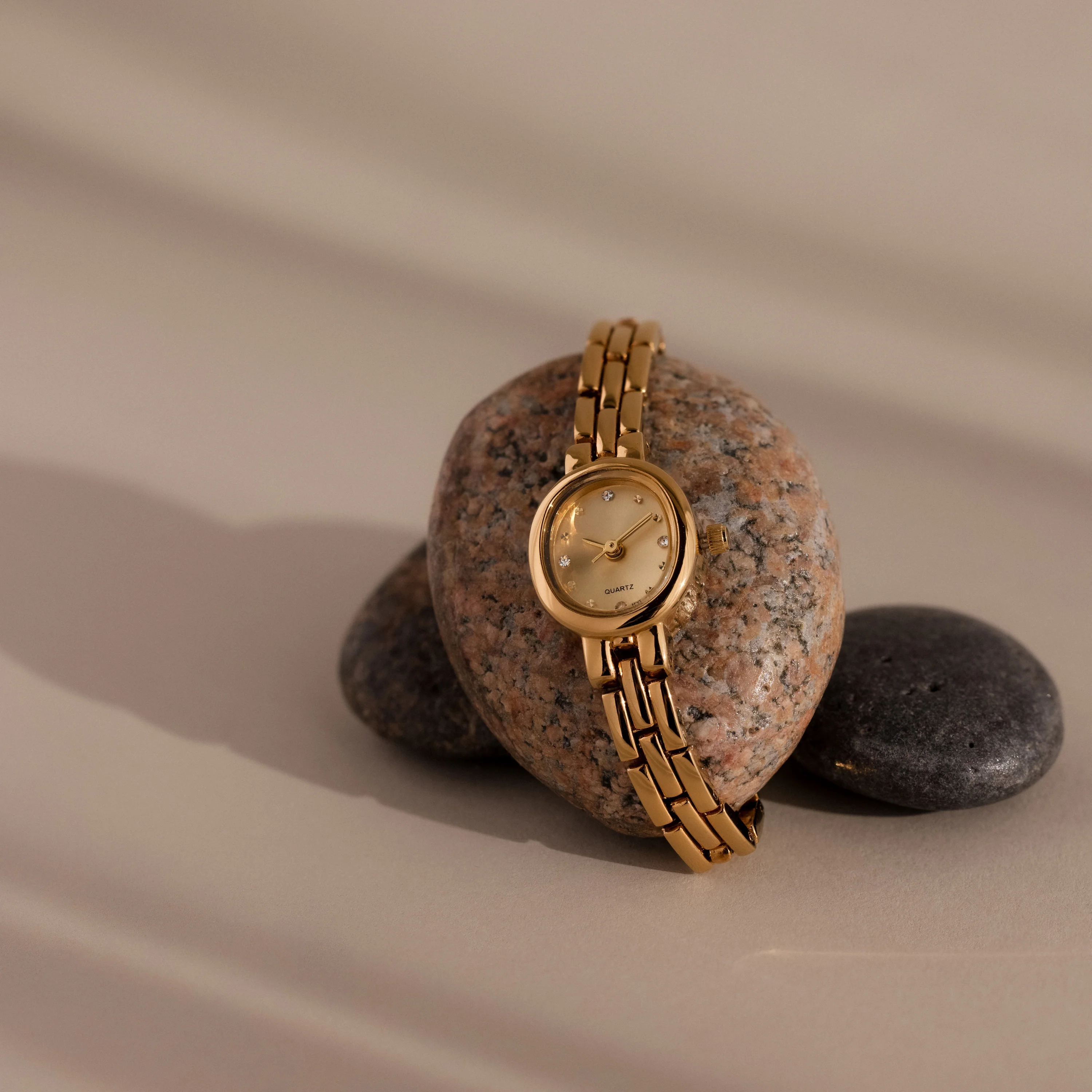 Cobblestone Timepiece - Image 5
