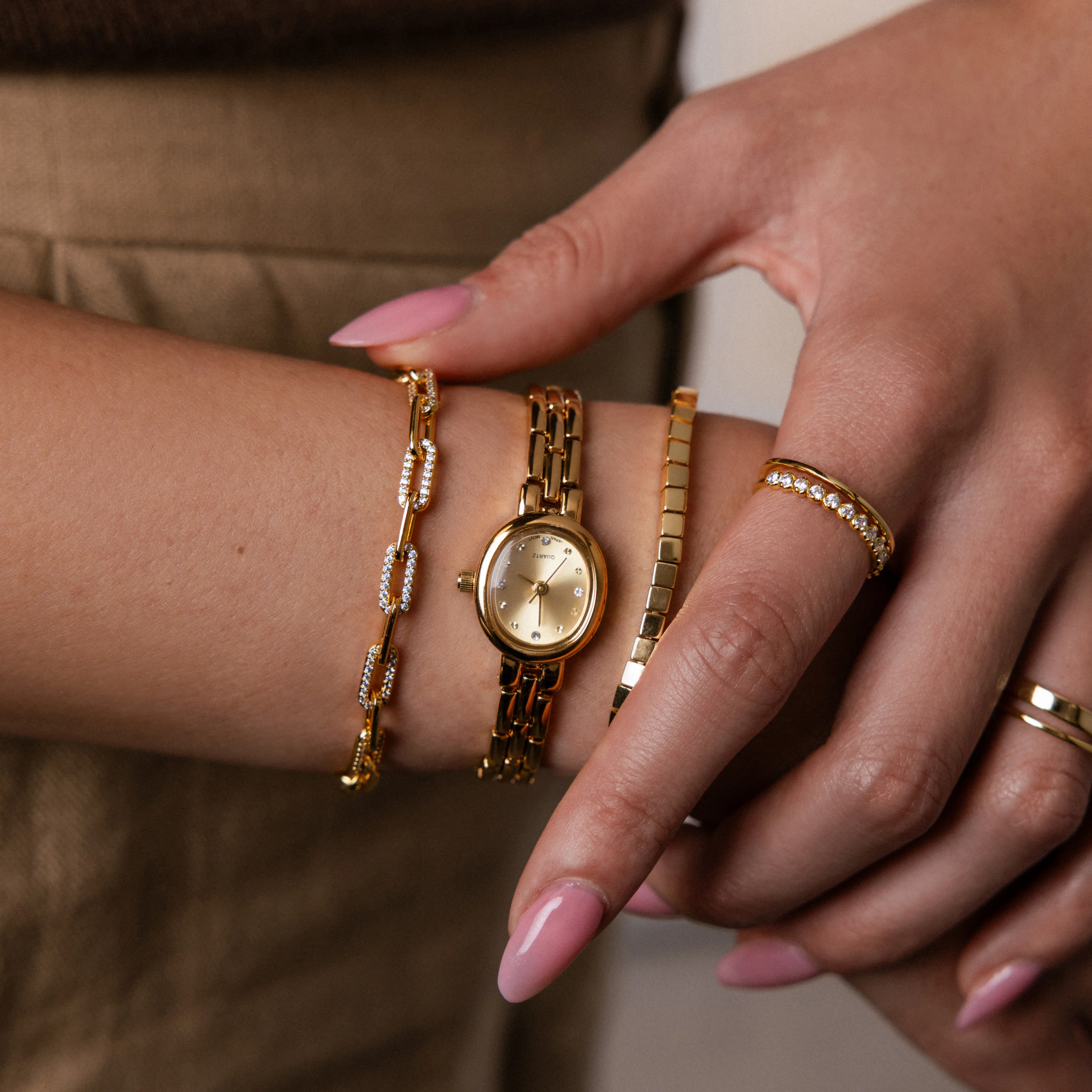 Cobblestone Timepiece - Image 6
