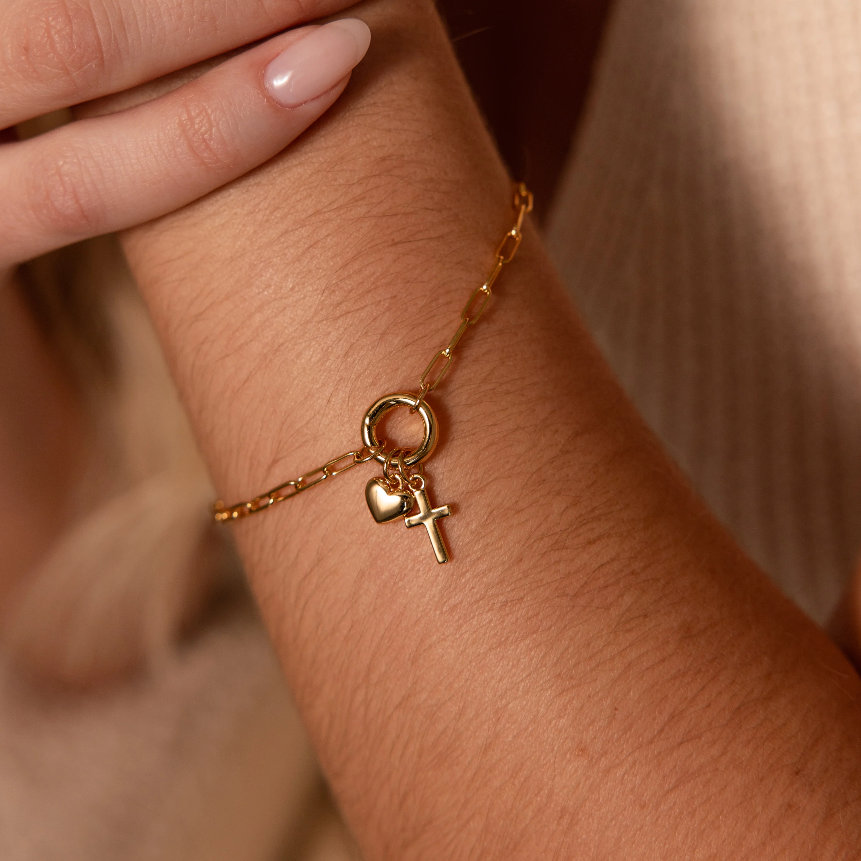 Cross & Heart Charm Bracelet in 18K Gold - Image 2