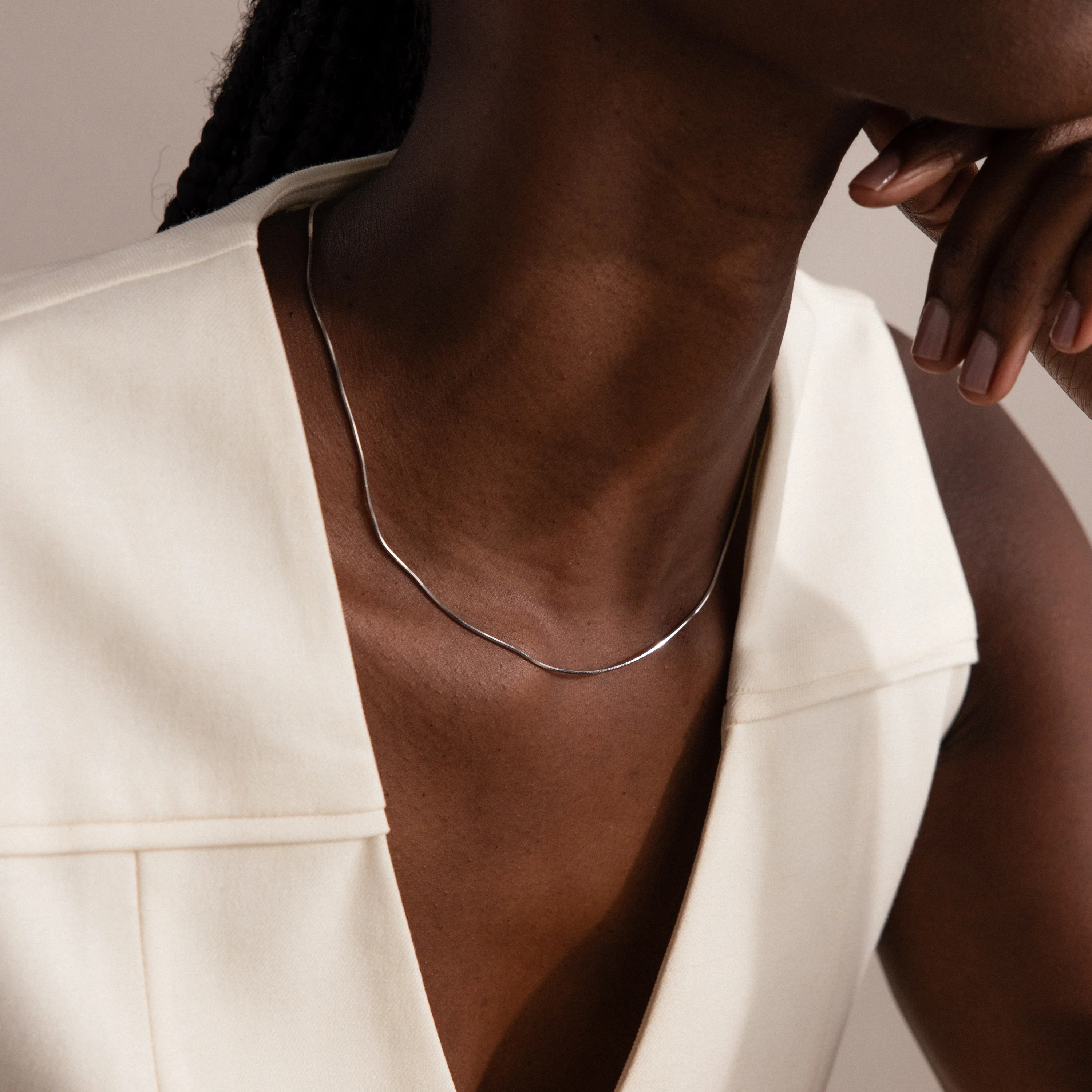 Dainty Herringbone Necklace in Silver - Image 4