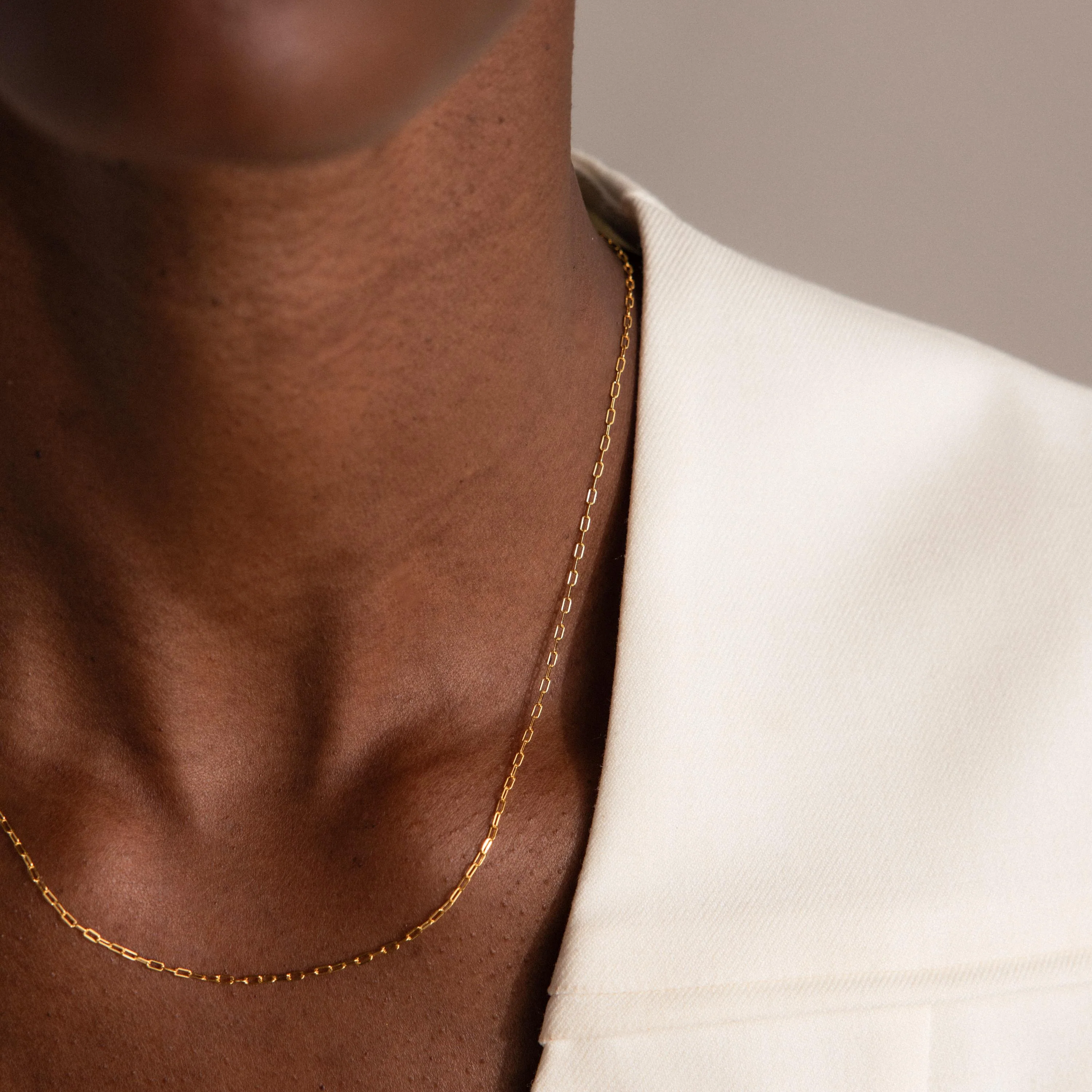 Dainty Paperclip Necklace in 18K Gold - Image 2