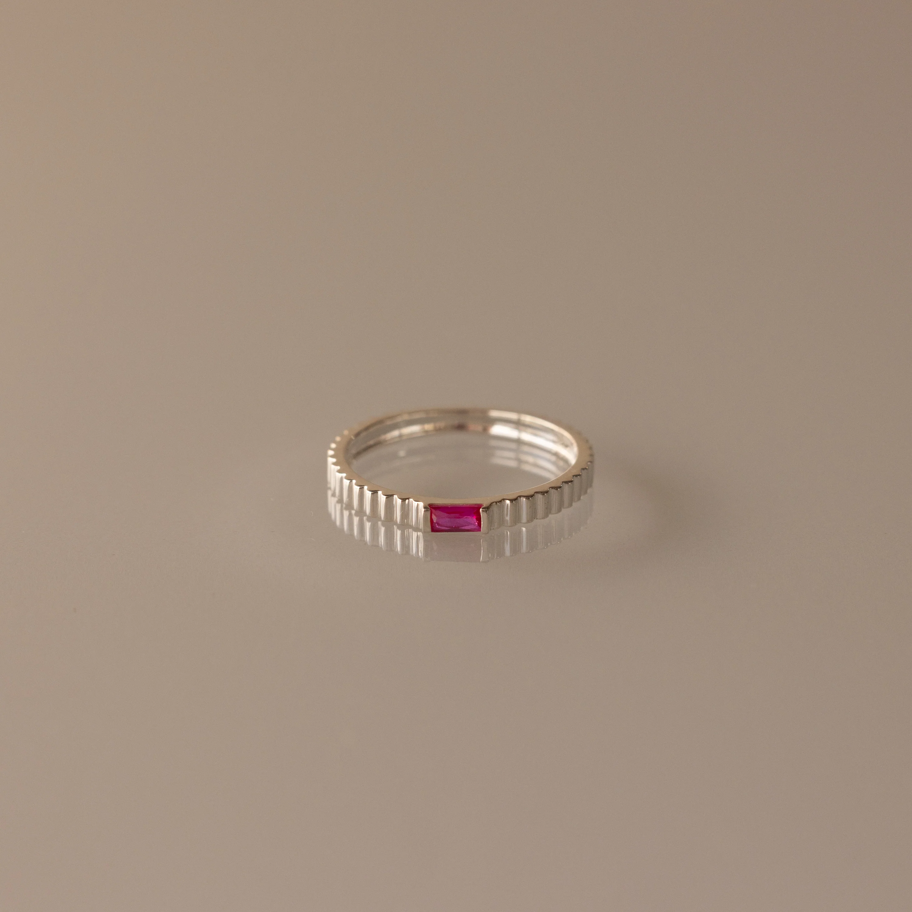 Dainty Ribbed Ruby Ring - Image 3