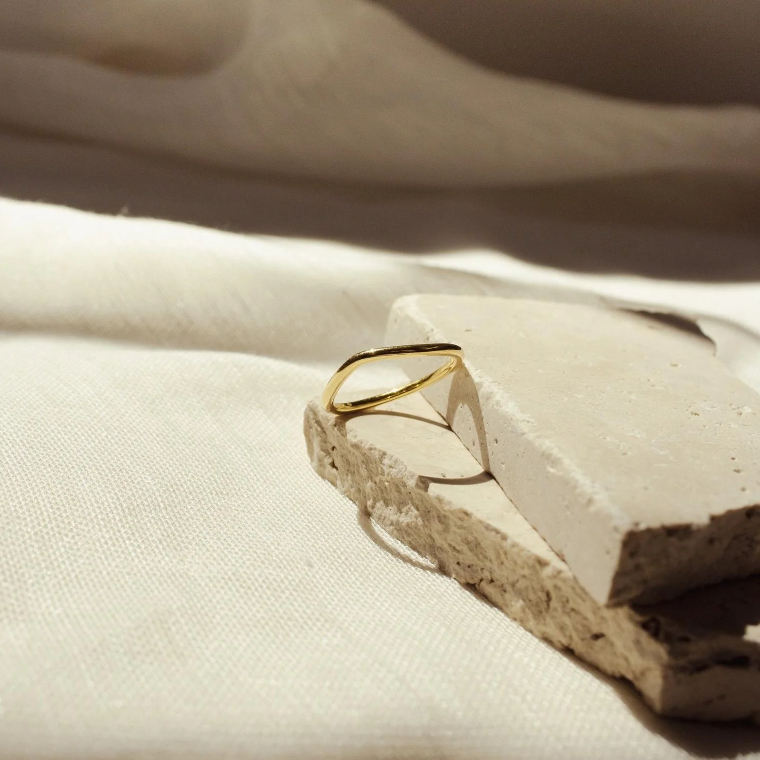 Dainty Wave Band - Image 3