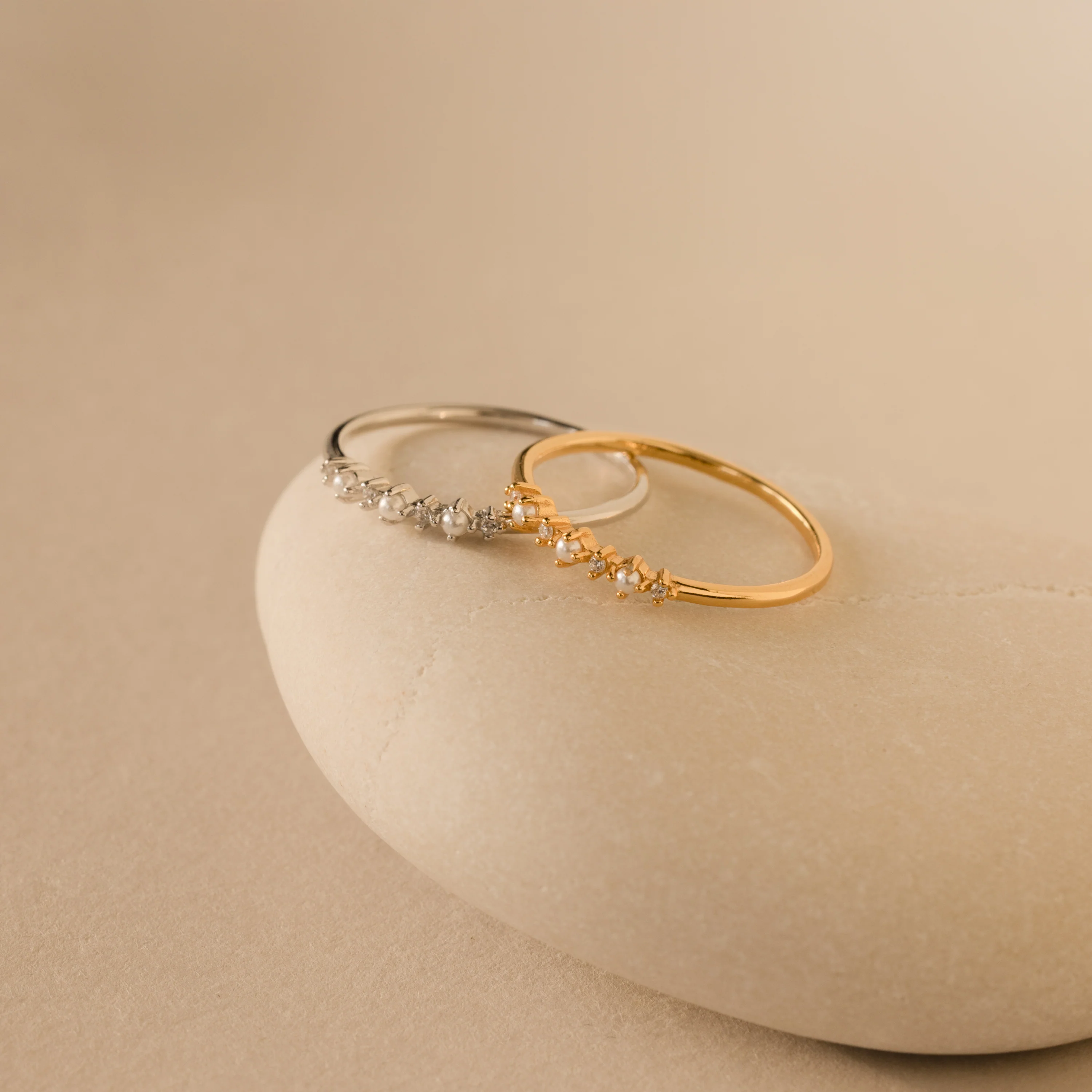 Delicate Pearl Diamond Ring - Image 6