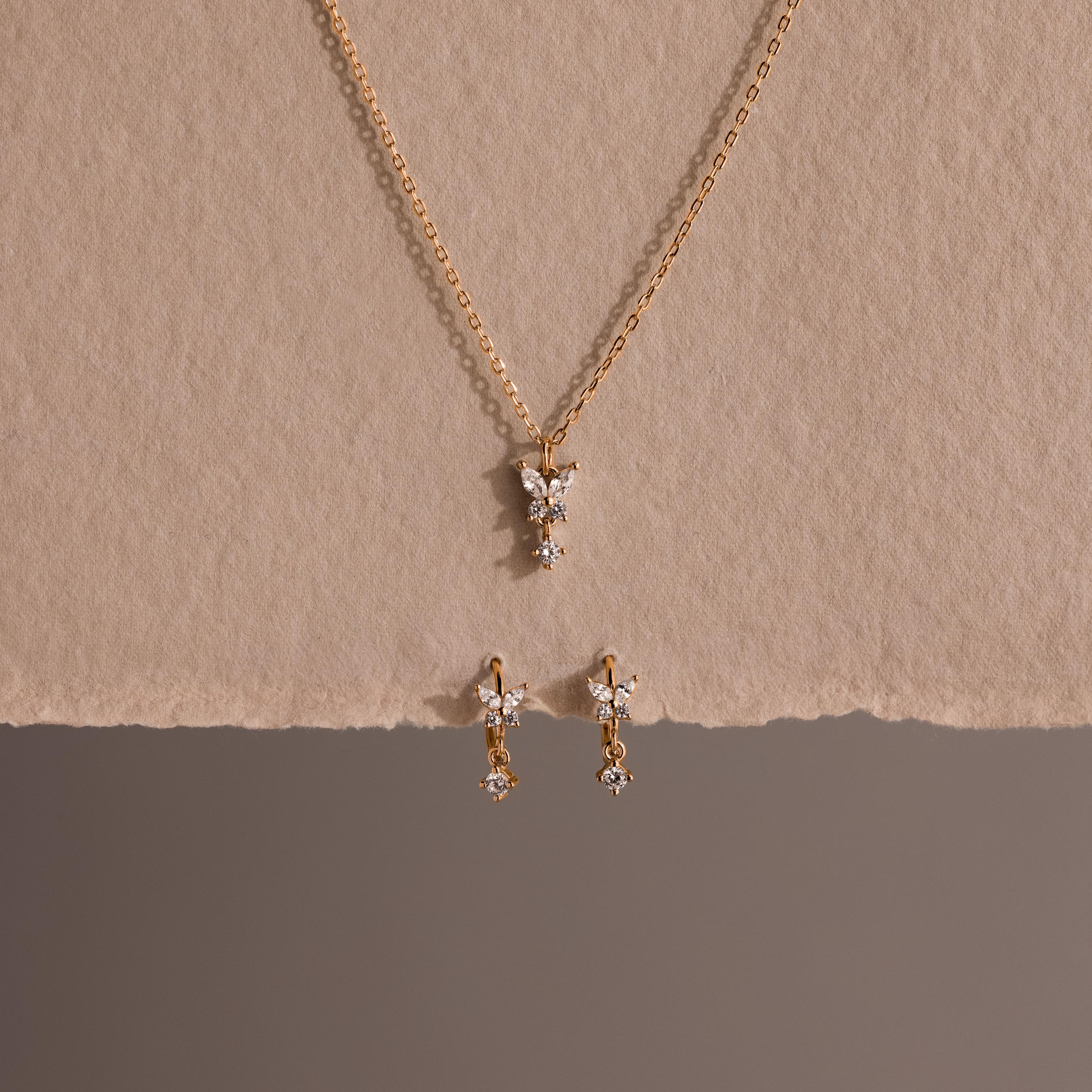 Diamond Butterfly Necklace & Earrings Set in 18K Gold - Image 3