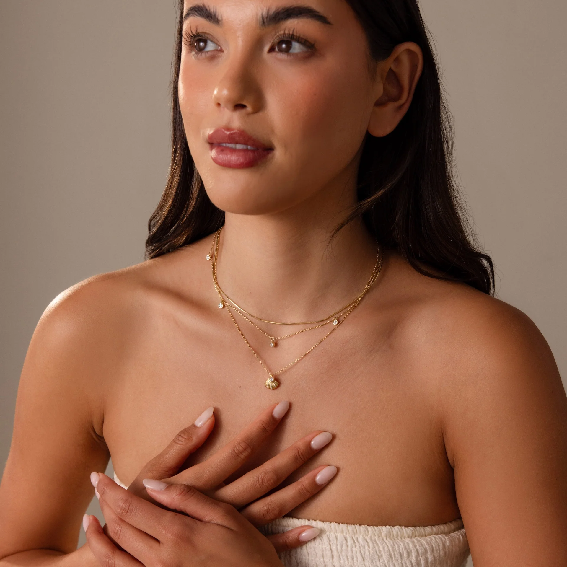 Diamond Seashell Charm Necklace in 18K Gold - Image 8