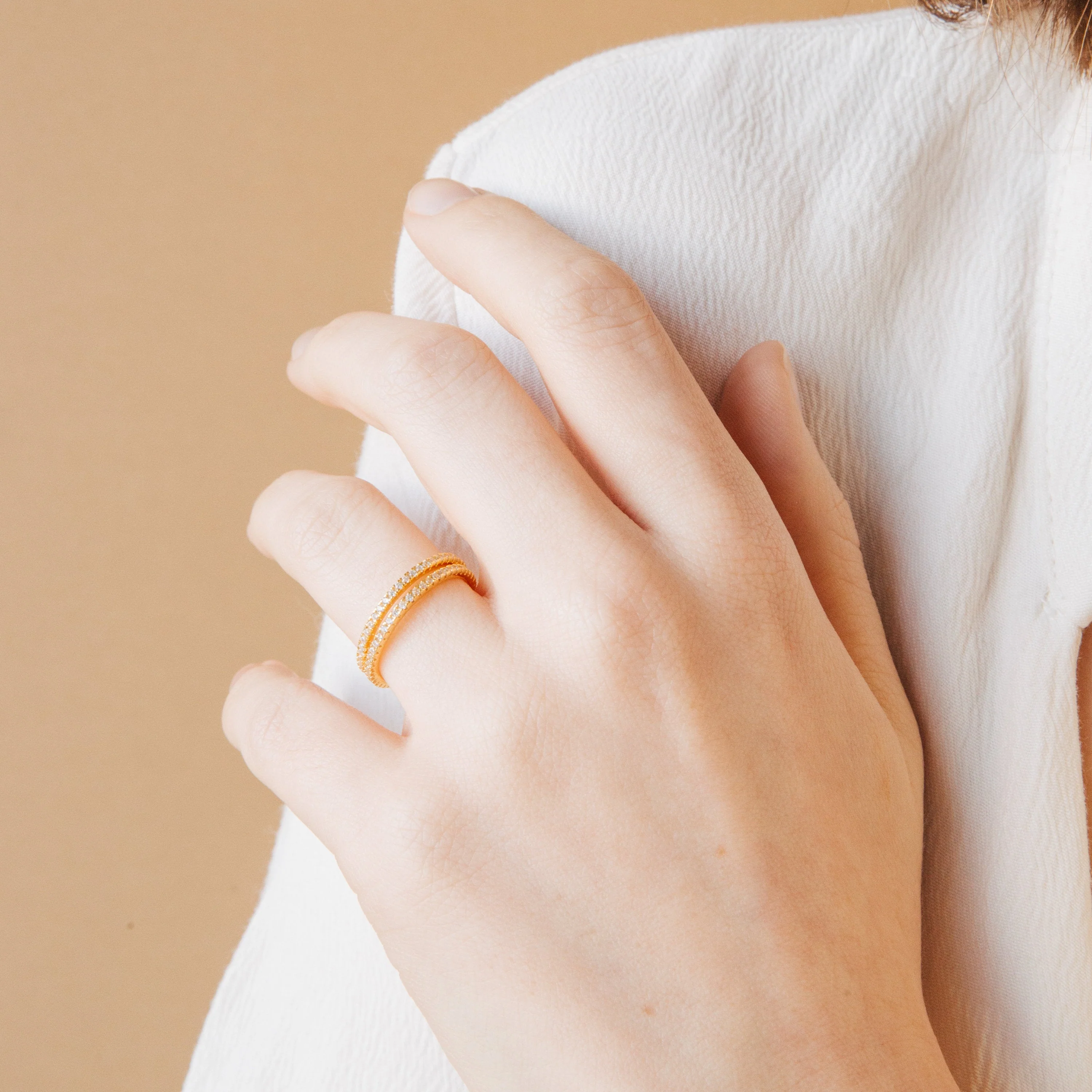 Dove Eternity Ring - Image 4