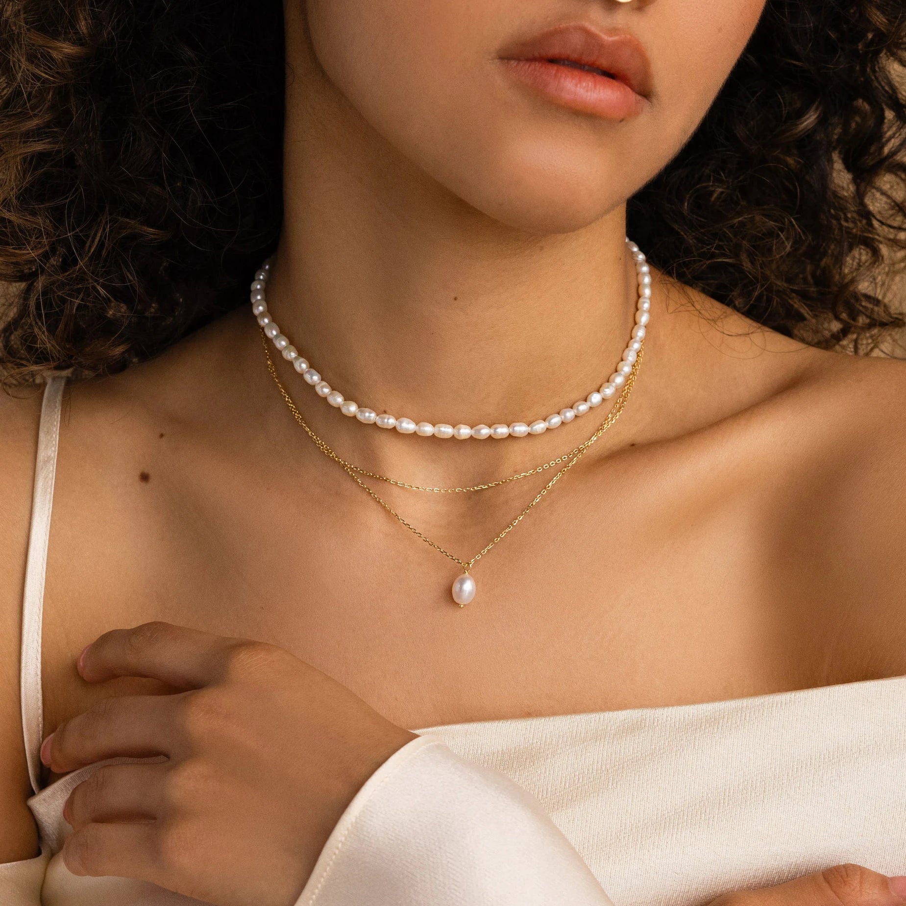 Duo Chain Pearl Necklace - Image 8