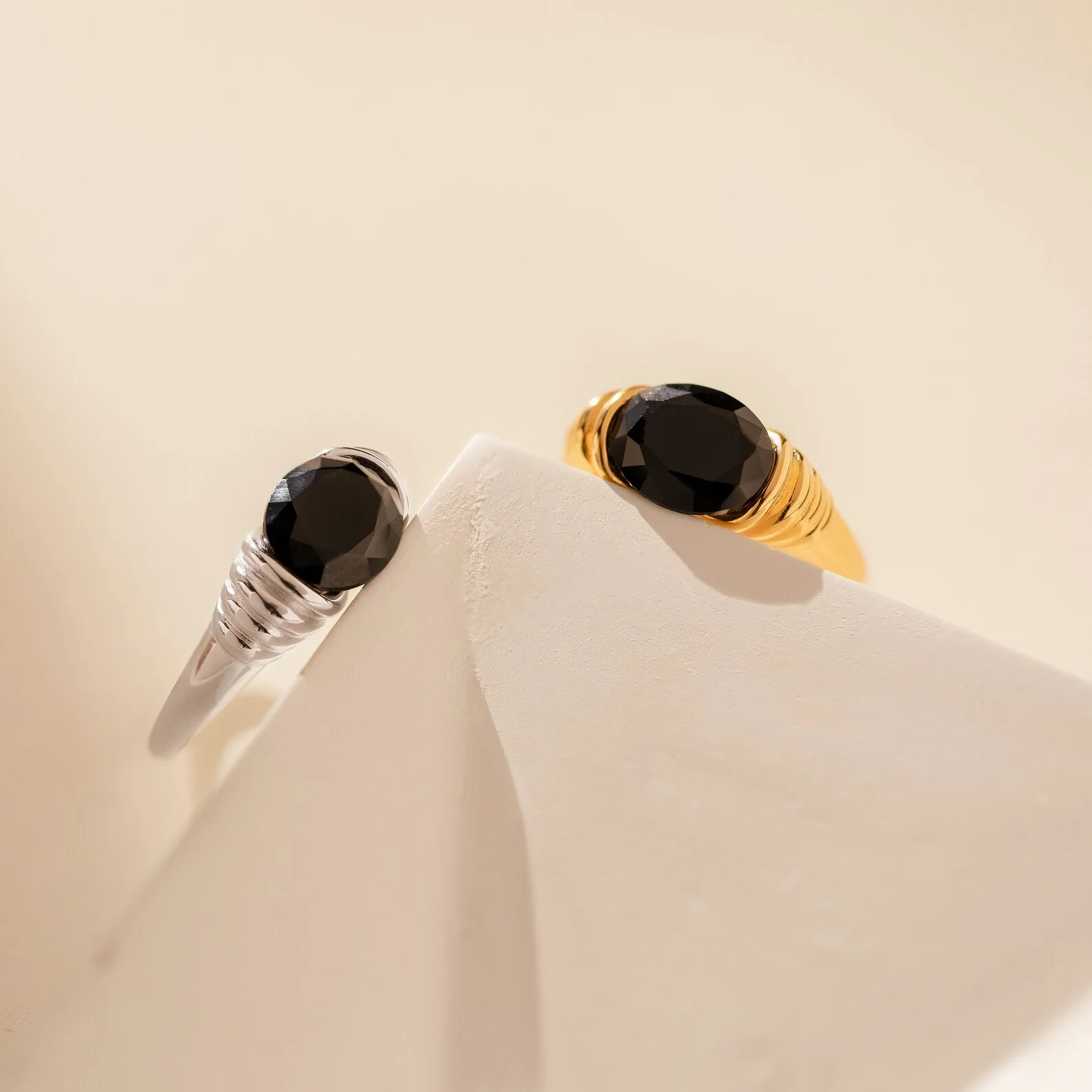 Dusk Signet Ring - Image 7