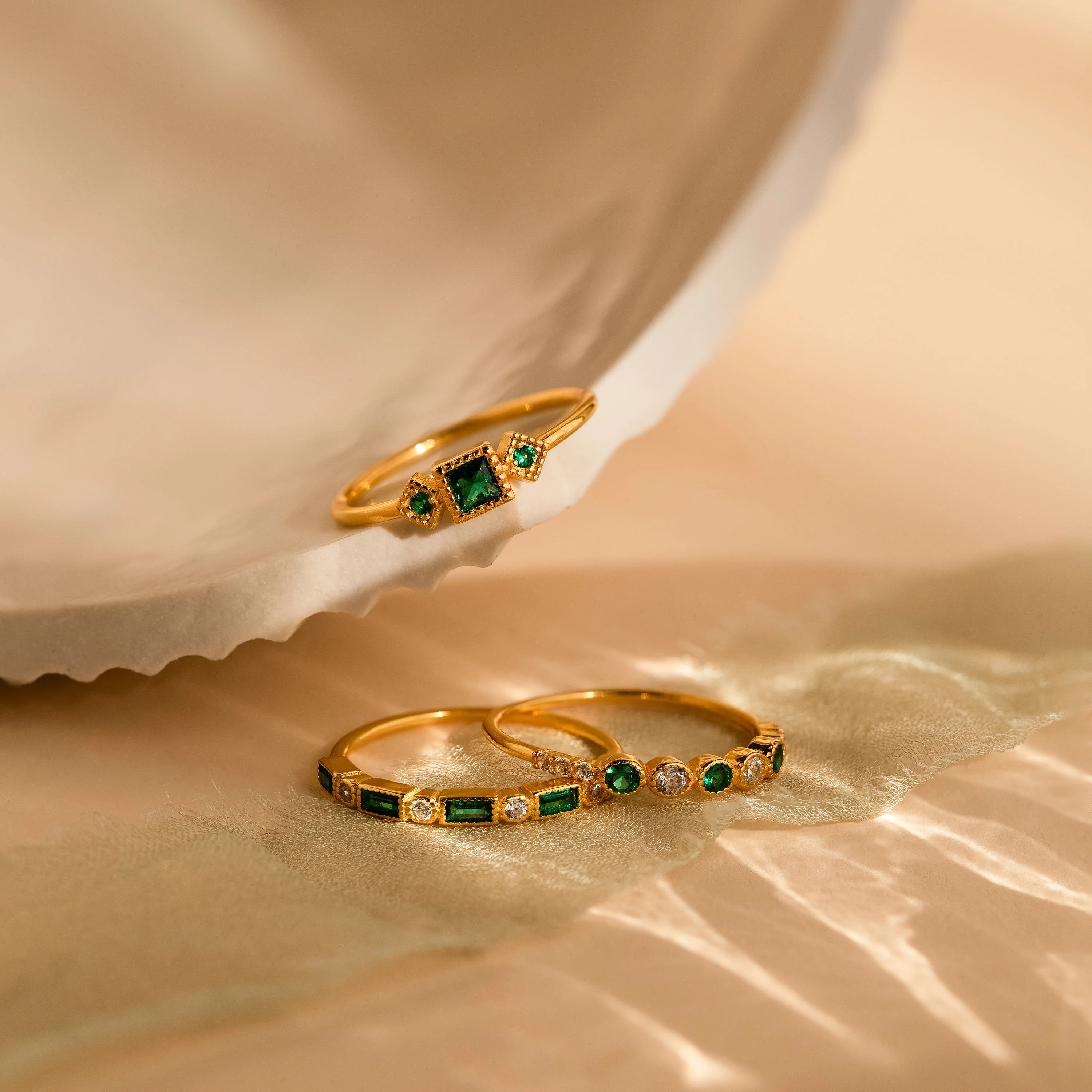Emerald Stacking Ring Set in 18K Gold - Image 5