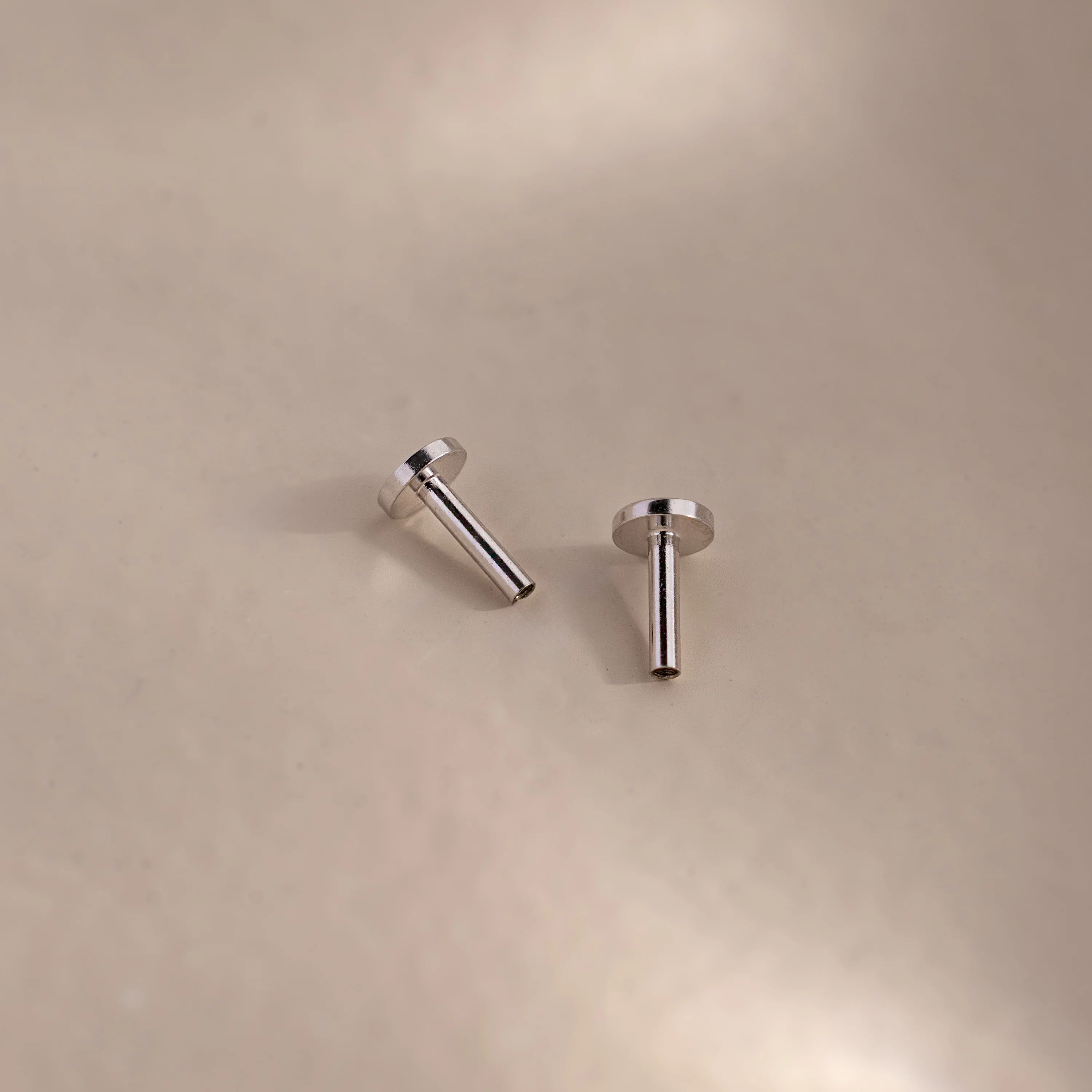 6mm Flatback Posts - Image 4