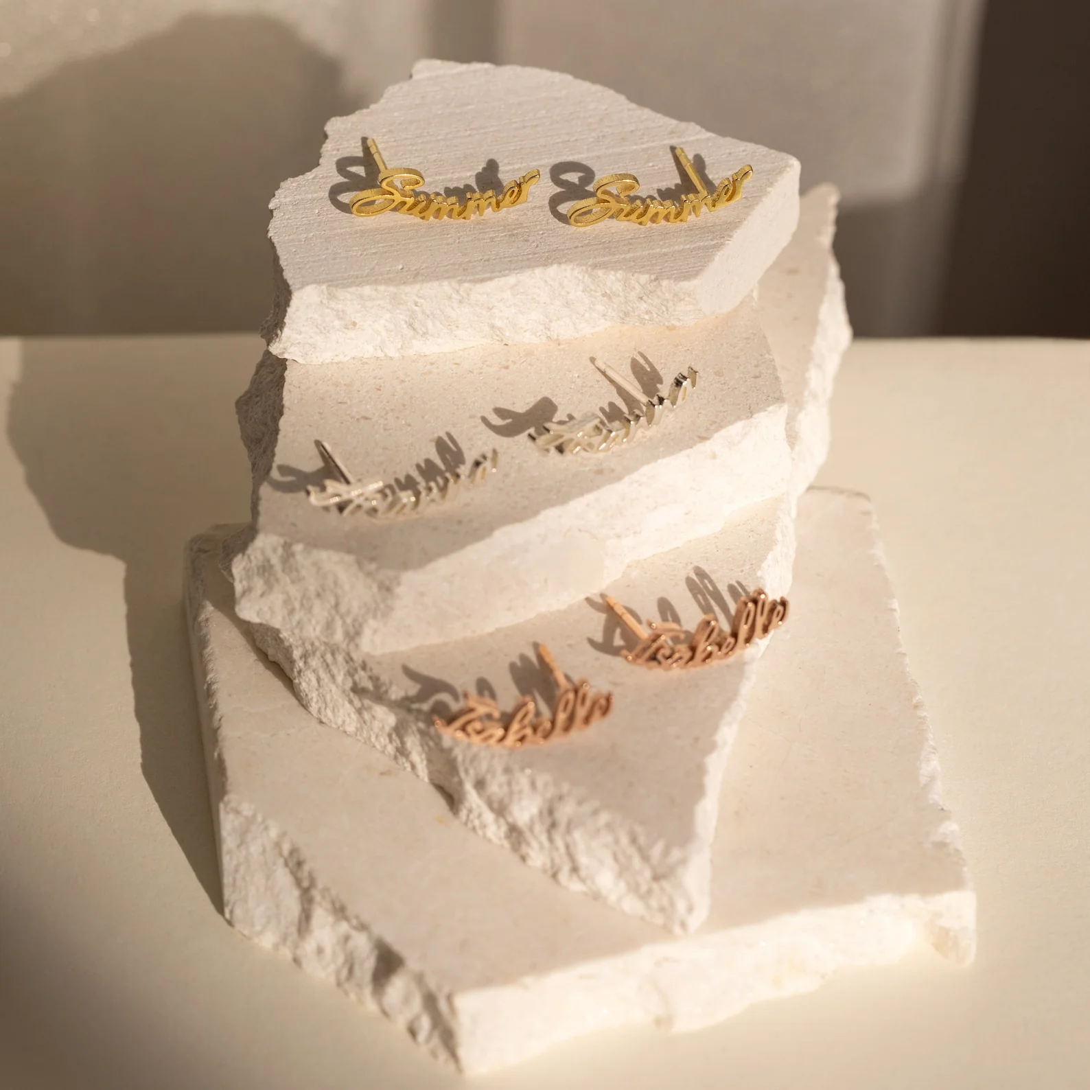 Grace Name Earrings in 18K Gold - Image 4