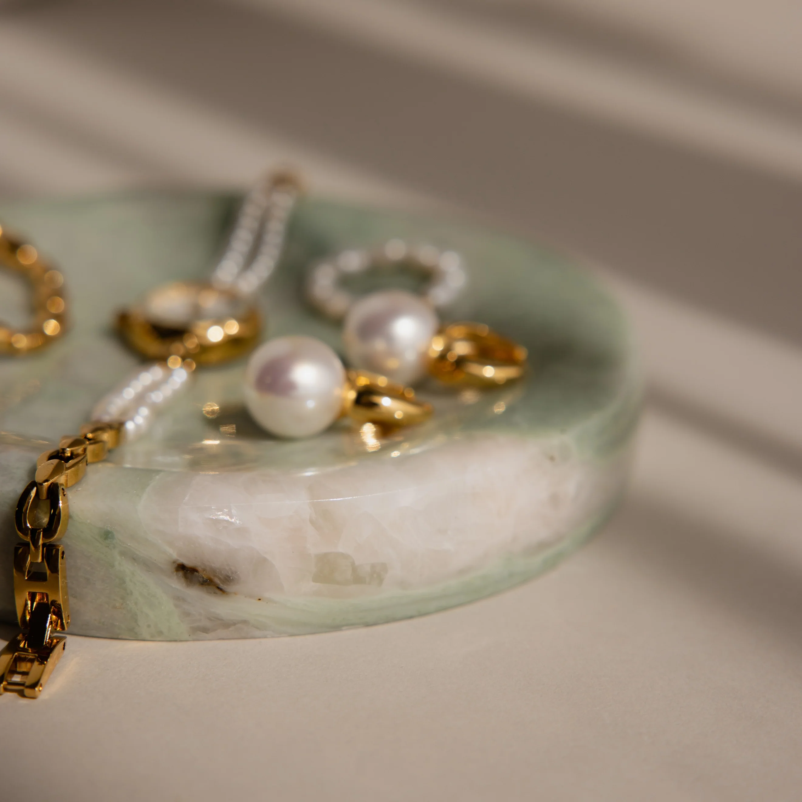 Green Marble Jewelry Dish - Image 3