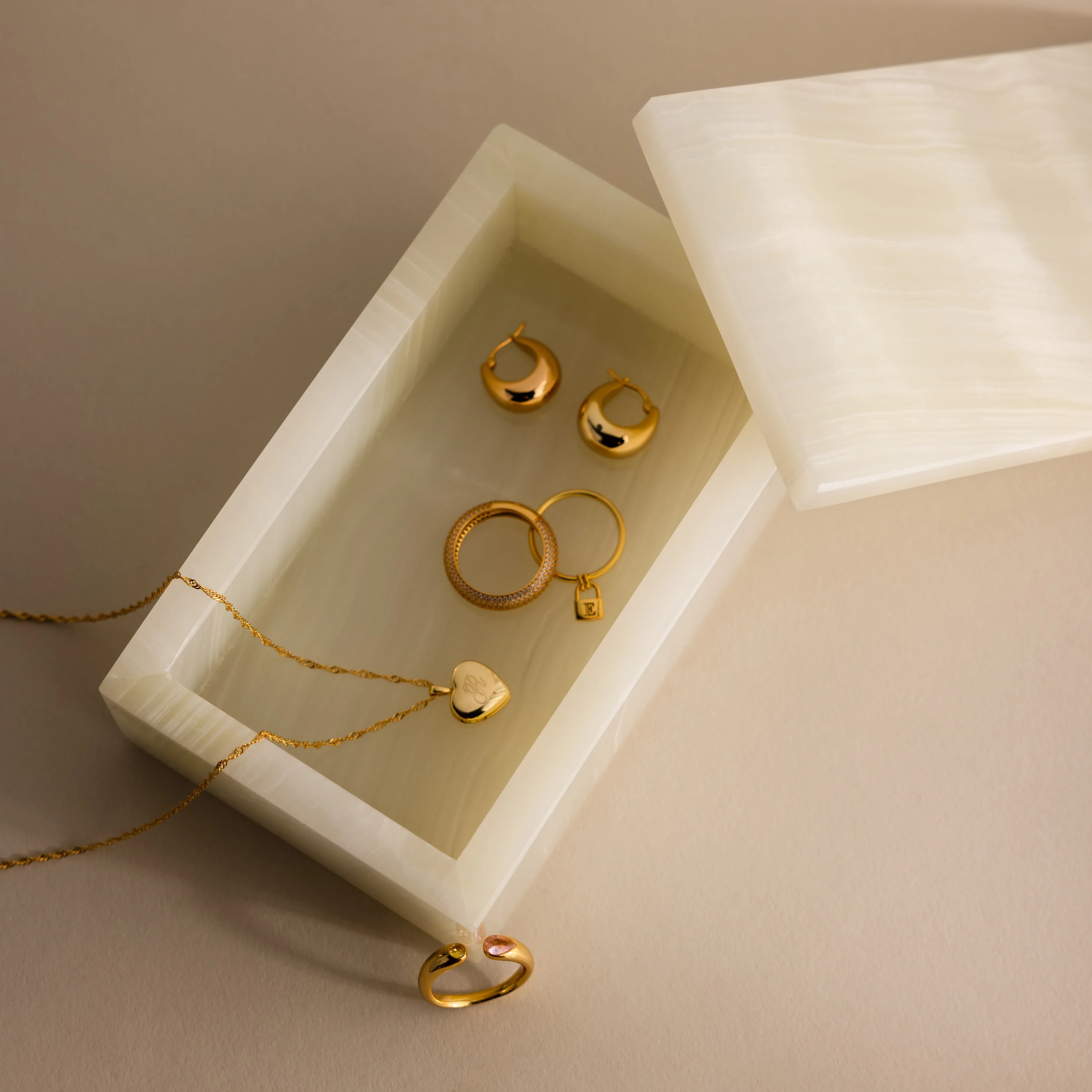 Green Onyx Jewelry Box