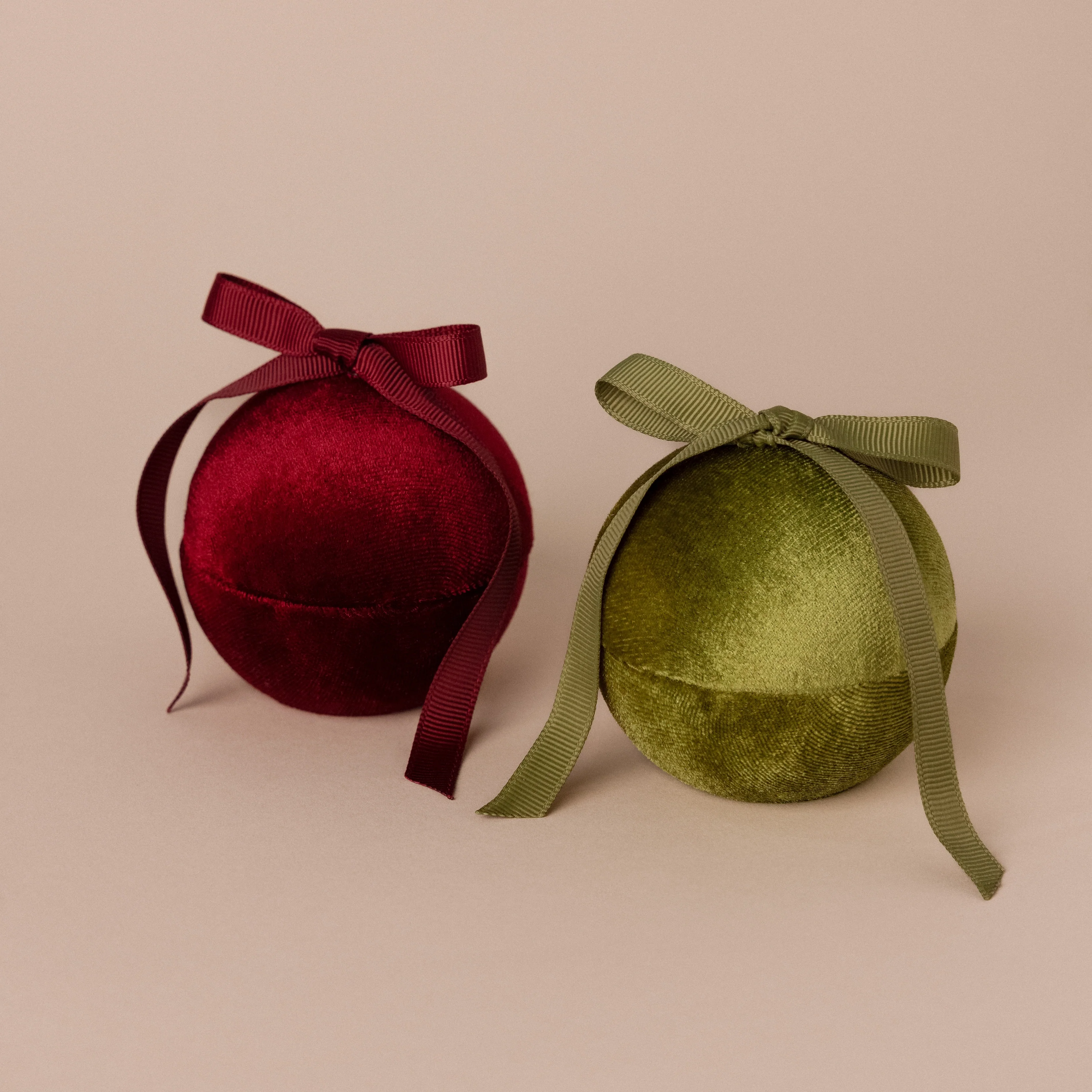 Green Ornament Jewelry Box - Image 7