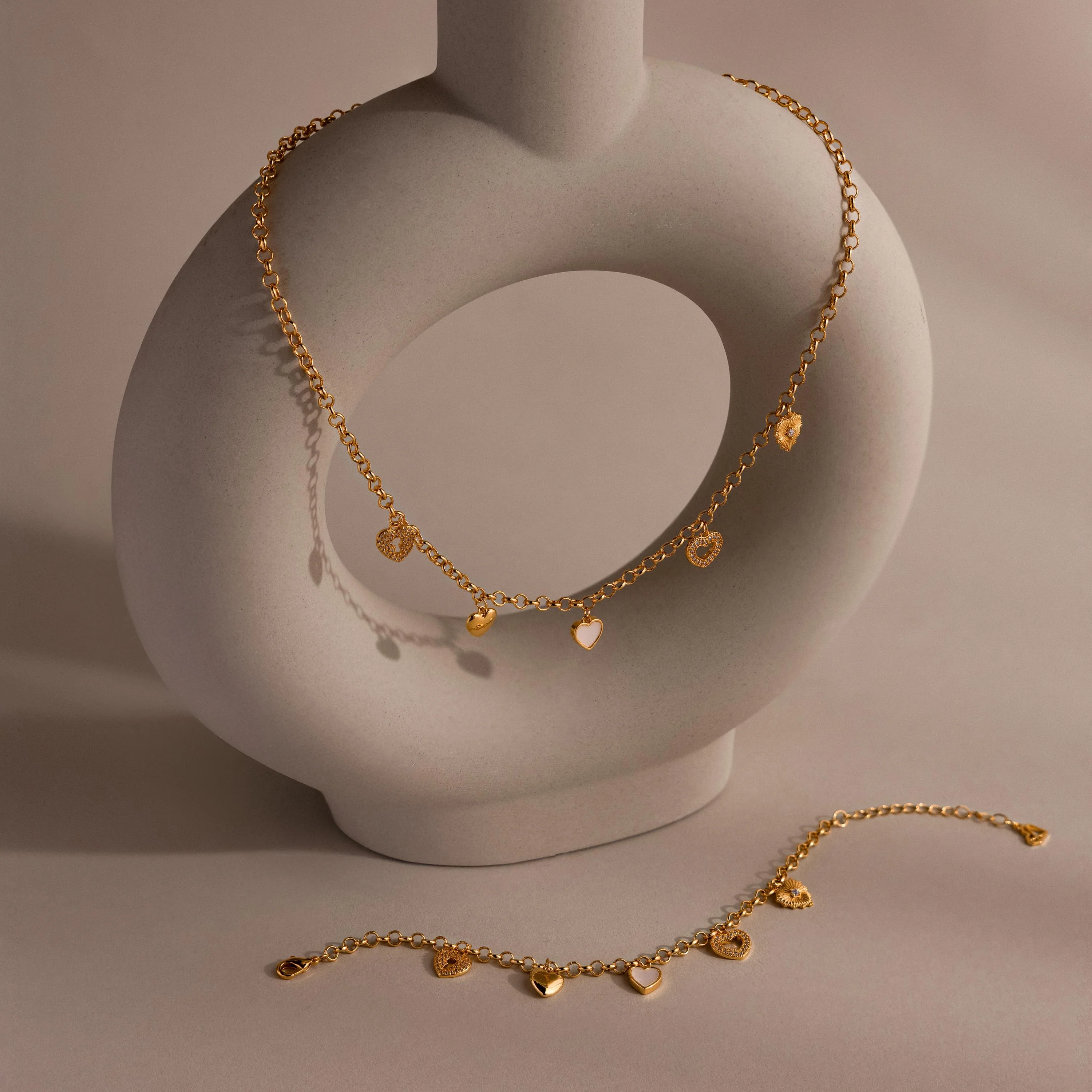 Heart Charm Necklace in 18K Gold - Image 5
