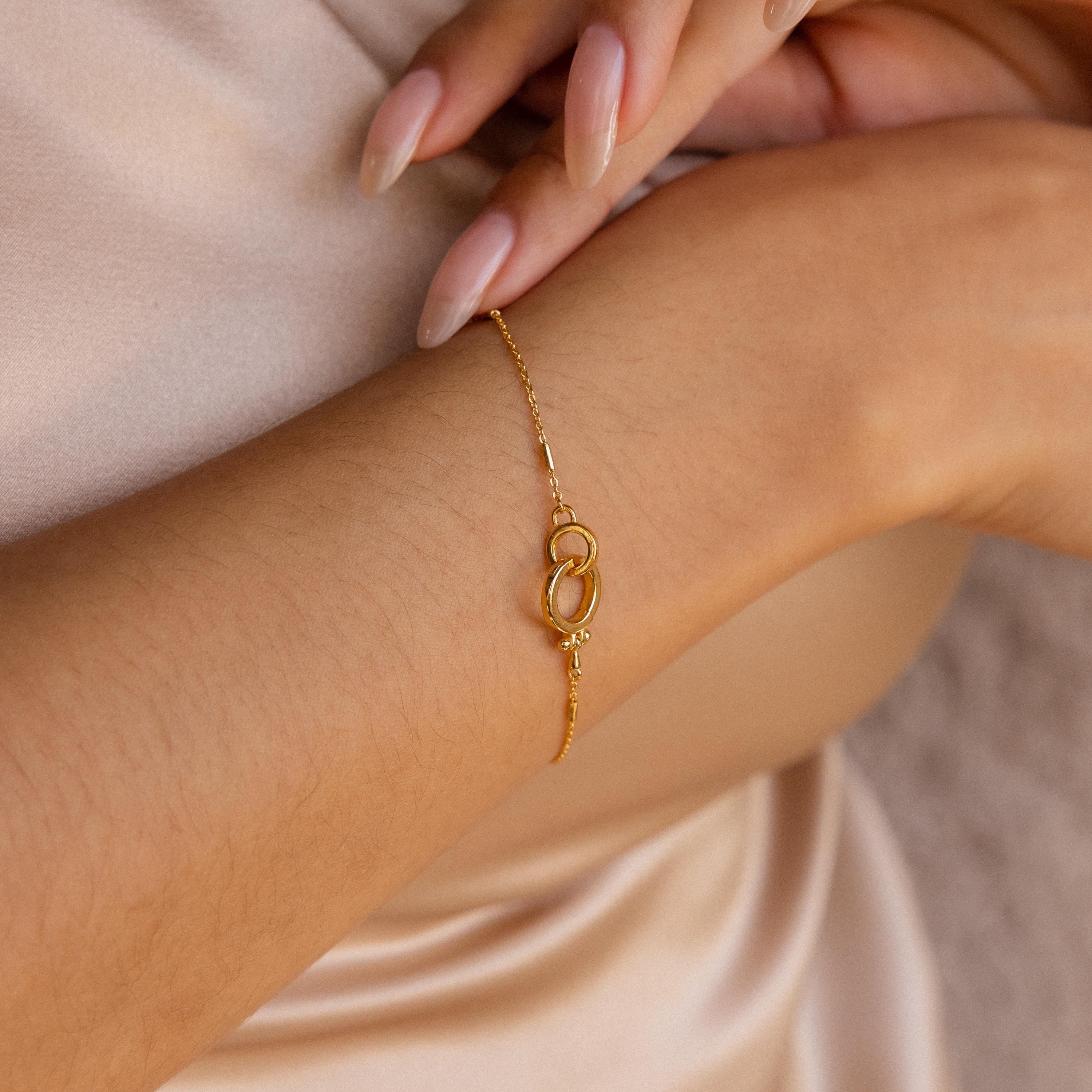 Hinged Circle Charm Bracelet in 18K Gold - Image 2