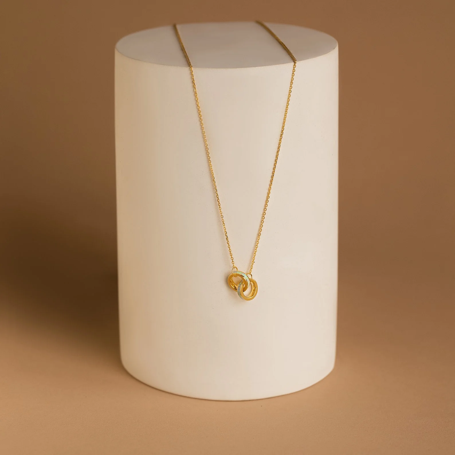 Interlocking Opal Inlay Necklace and Bracelet Set in 18K Gold - Image 5