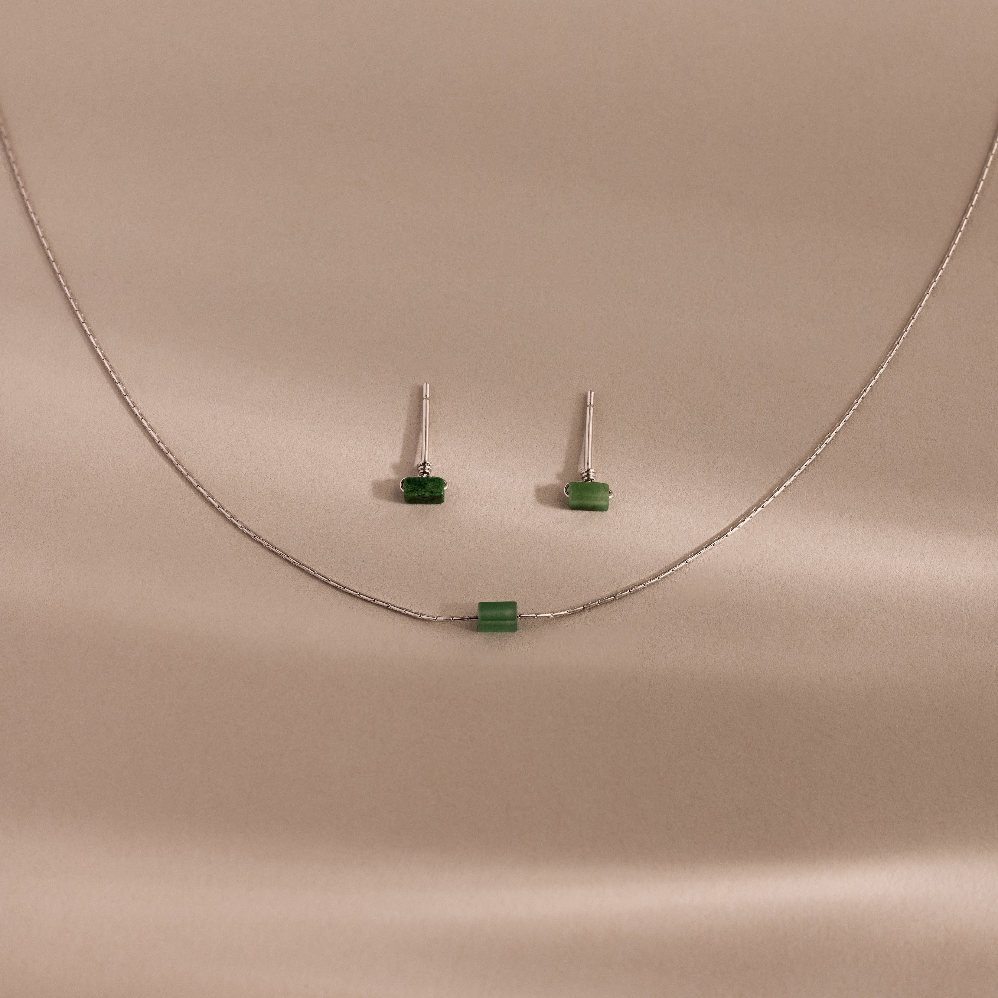 Jade Bar Jewelry Set in Silver - Image 7