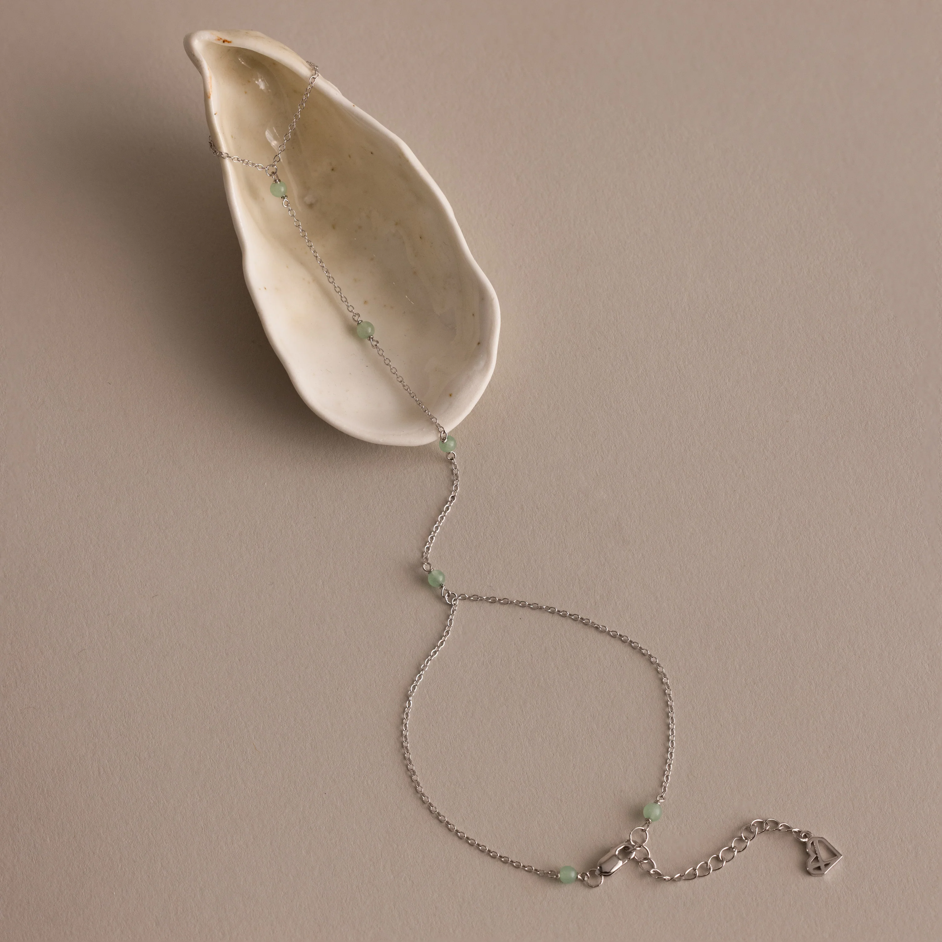 Jade Hand Chain Bracelet in Silver - Image 4