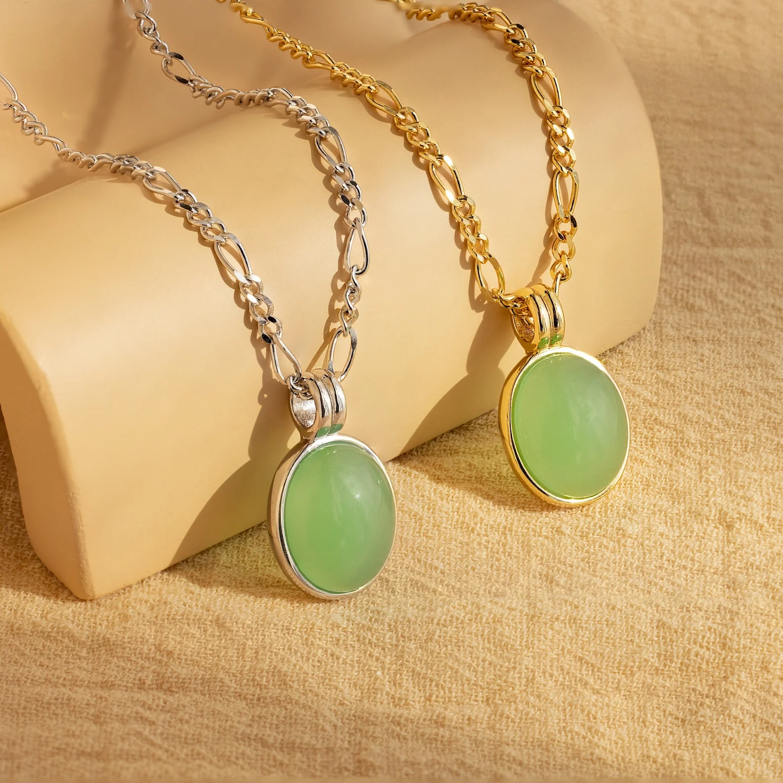 Jade Oval Pendant Necklace - Image 7