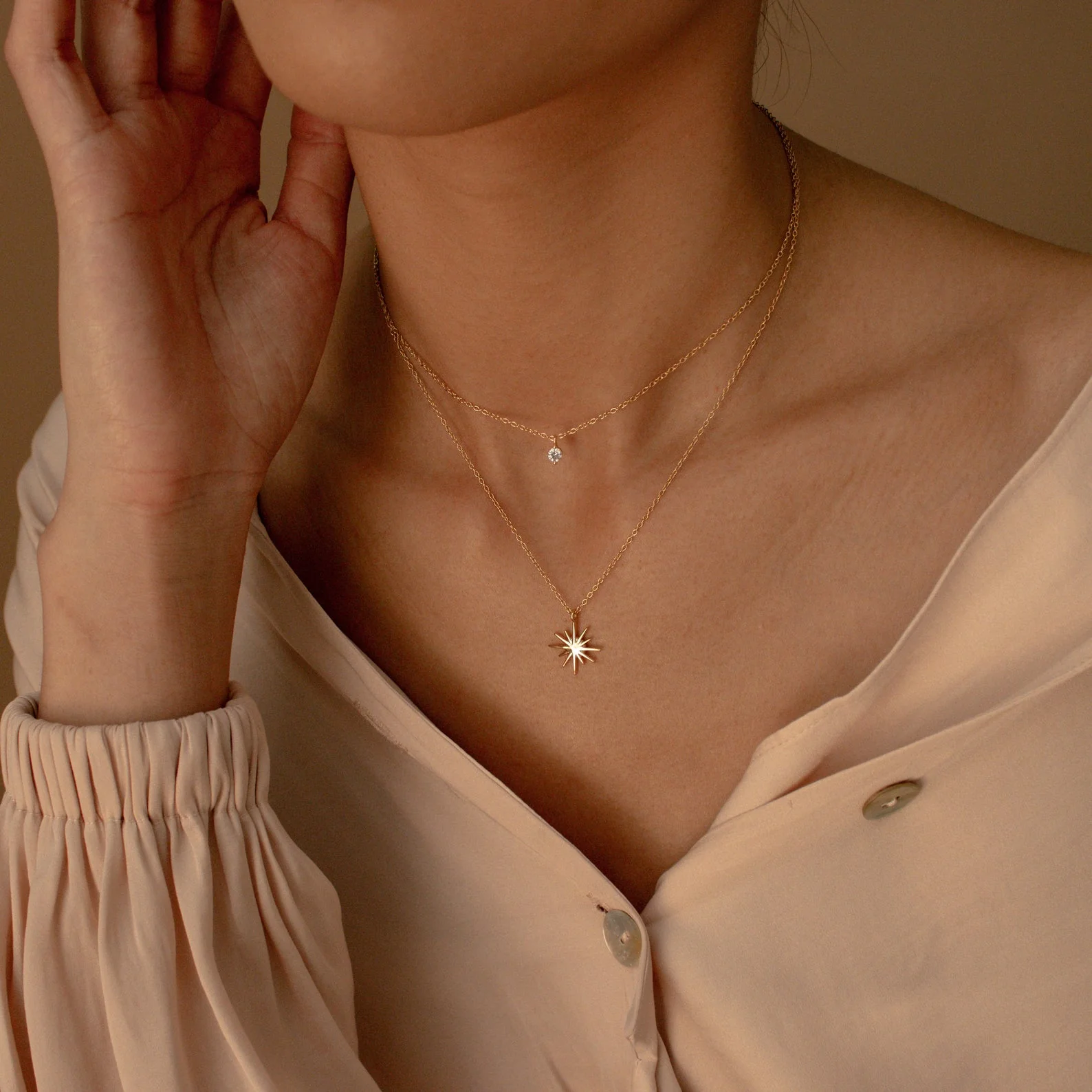 Laura Starburst Duo Necklace in 18K Gold - Image 7