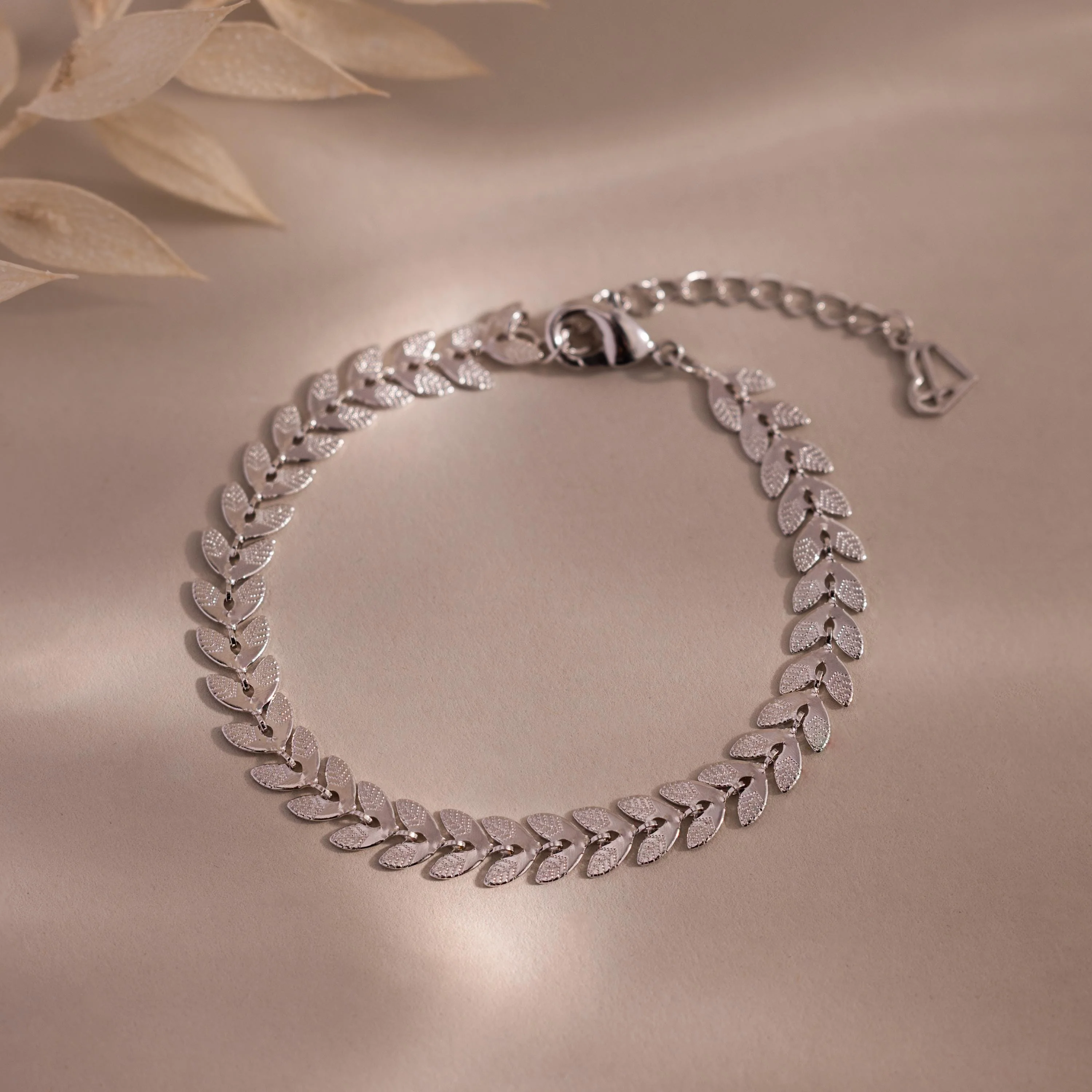 Leaf Link Bracelet - Image 5