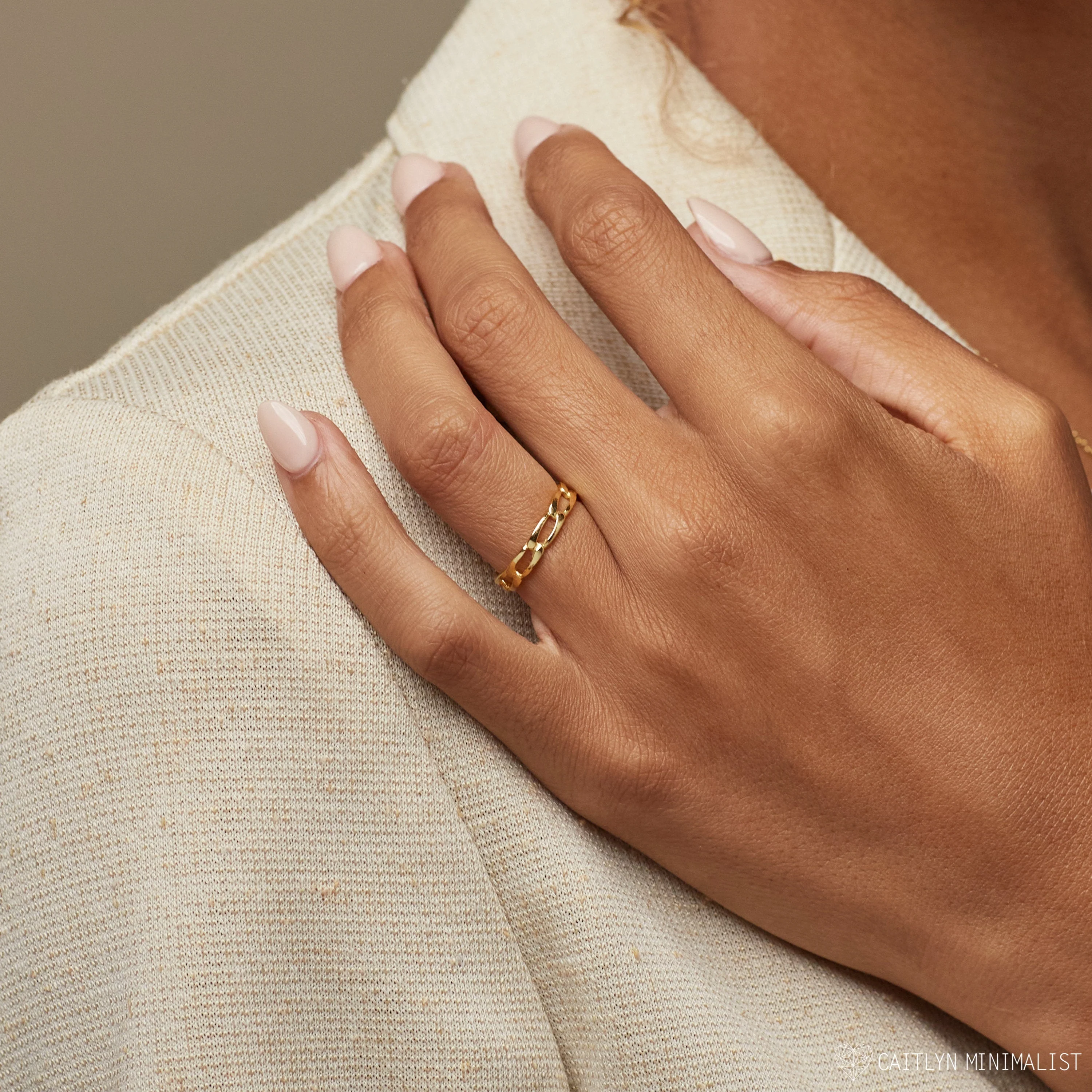 Link Ring in 18K Gold - Image 2