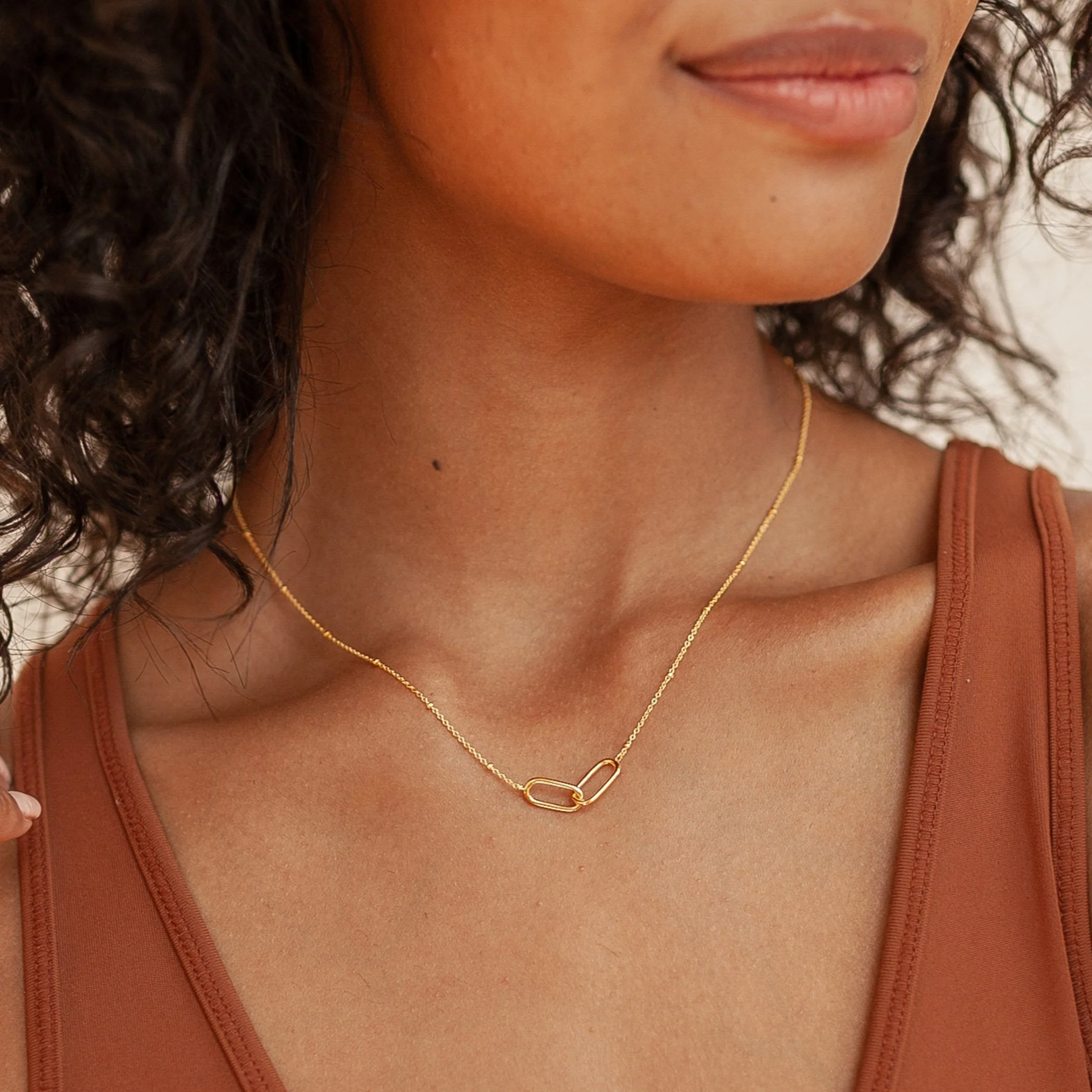 Linked Pendant Necklace in Silver - Image 2